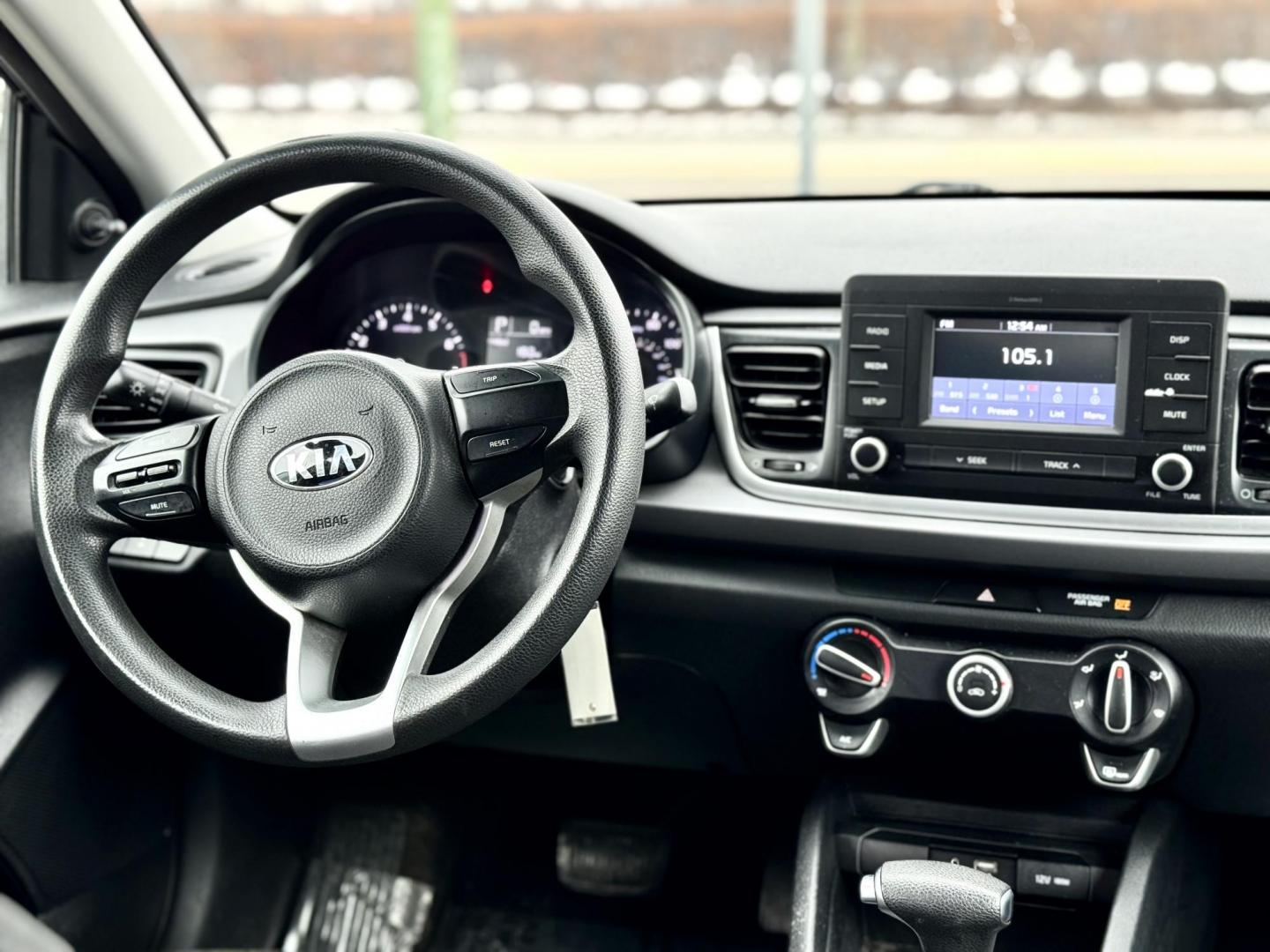 2018 BLACK Kia Rio S (3KPA24AB7JE) with an 1.6L L4 DOHC 16V engine, 6A transmission, located at 7600 S Western Ave., Chicago, IL, 60620, (773) 918-3980, 0.000000, 0.000000 - Photo#8