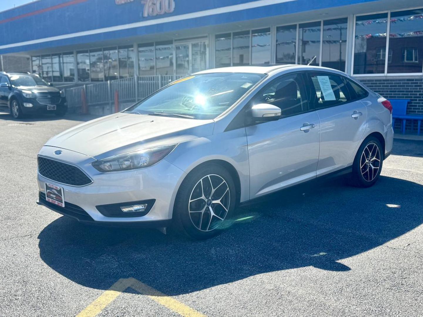 2017 SILVER Ford Focus SEL Sedan (1FADP3H21HL) with an 2.0L L4 DOHC 16V engine, located at 7600 S Western Ave., Chicago, IL, 60620, (773) 918-3980, 0.000000, 0.000000 - Photo#2