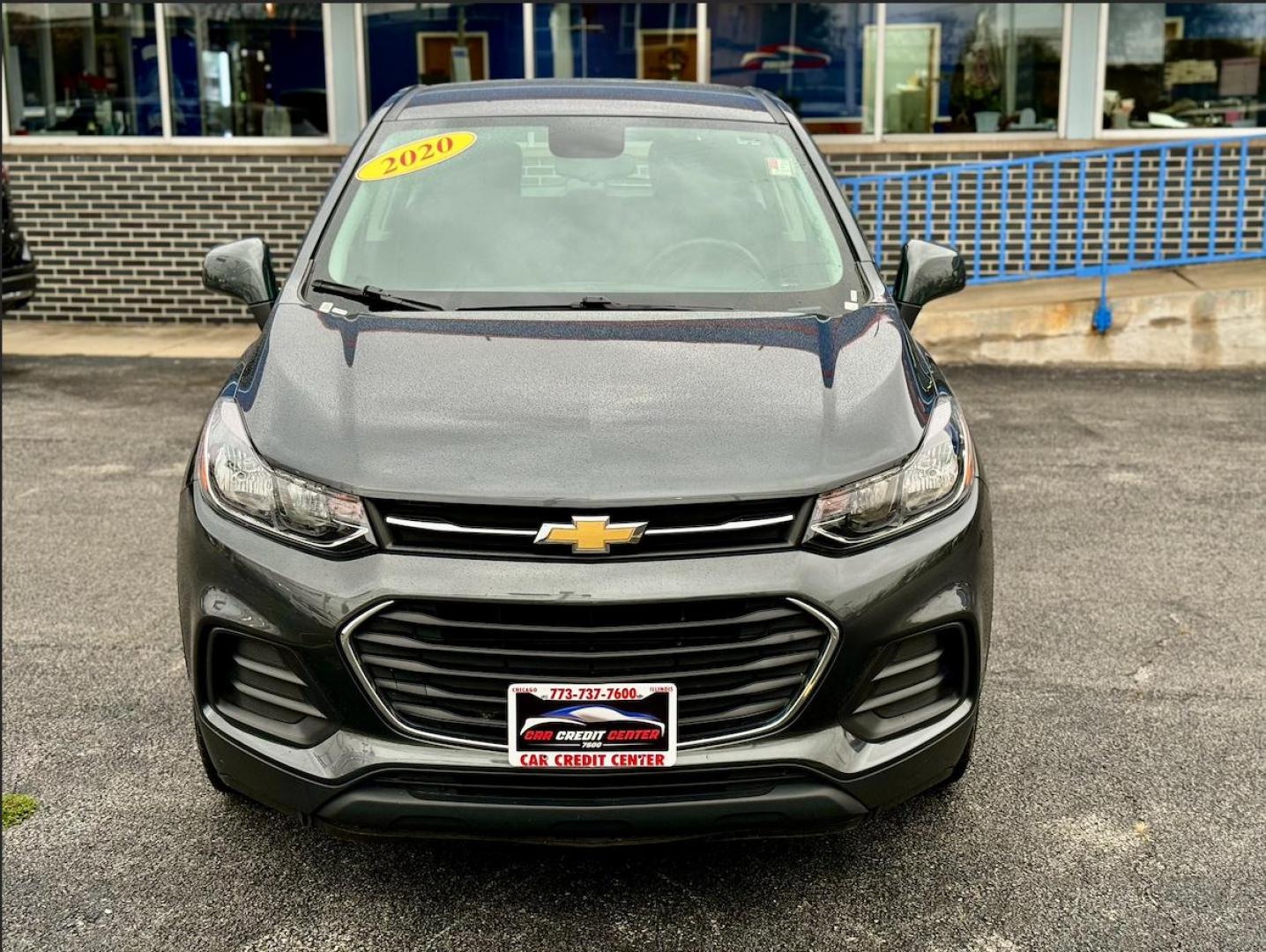 2020 GRAY Chevrolet Trax LS FWD (3GNCJKSBXLL) with an 1.4L L4 DOHC 16V engine, 6A transmission, located at 7600 S Western Ave., Chicago, IL, 60620, (773) 918-3980, 0.000000, 0.000000 - Photo#1