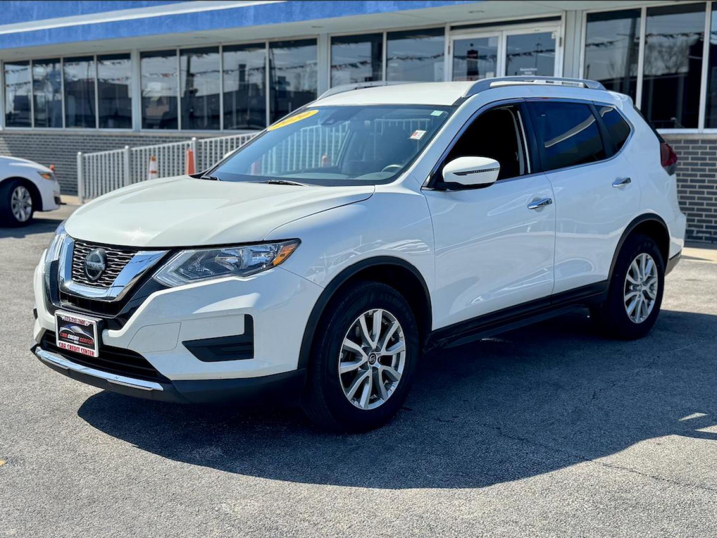 2020 WHITE Nissan Rogue S AWD (5N1AT2MV7LC) with an 2.5L L4 DOHC 16V engine, CVT transmission, located at 7600 S Western Ave., Chicago, IL, 60620, (773) 918-3980, 0.000000, 0.000000 - Photo#2