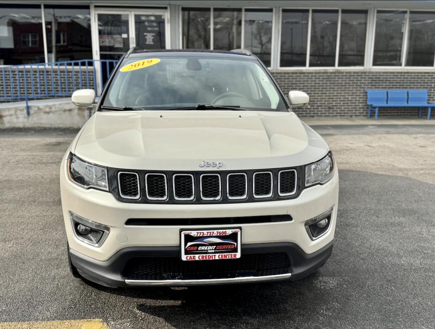 2019 WHITE Jeep Compass Limited 4WD (3C4NJDCB3KT) with an 2.4L L4 DOHC 16V engine, CVT transmission, located at 7600 S Western Ave., Chicago, IL, 60620, (773) 918-3980, 0.000000, 0.000000 - Photo#1