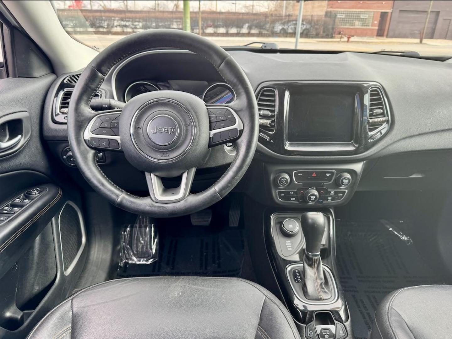 2019 WHITE Jeep Compass Limited 4WD (3C4NJDCB3KT) with an 2.4L L4 DOHC 16V engine, CVT transmission, located at 7600 S Western Ave., Chicago, IL, 60620, (773) 918-3980, 0.000000, 0.000000 - Photo#6