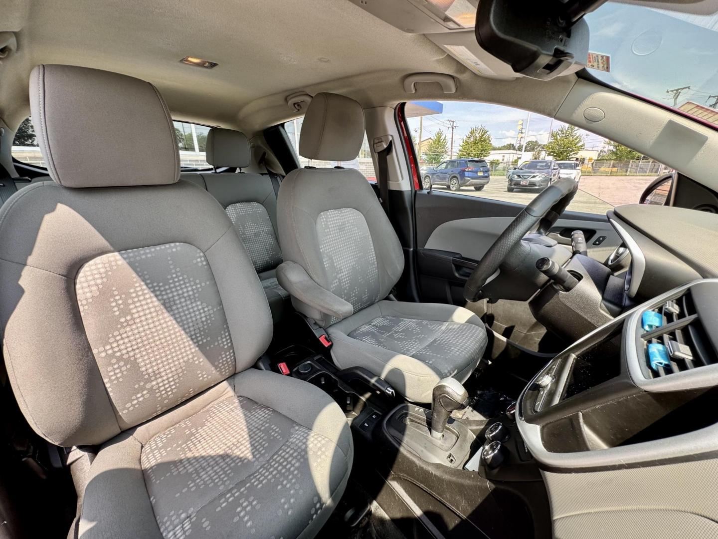 2020 RED Chevrolet Sonic FL Auto Hatchback (1G1JG6SB9L4) with an 1.4L L4 DOHC 24V TURBO engine, 6A transmission, located at 7600 S Western Ave., Chicago, IL, 60620, (773) 918-3980, 0.000000, 0.000000 - Photo#8