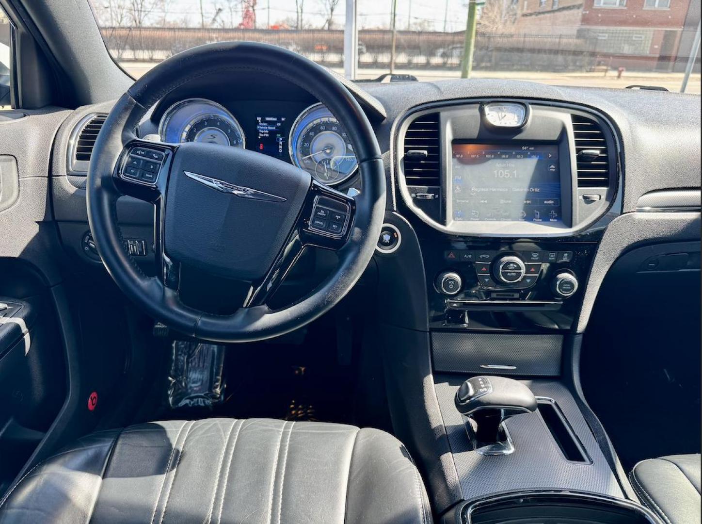 2014 WHITE Chrysler 300 S V6 AWD (2C3CCAGGXEH) with an 3.6L V6 DOHC 24V engine, 8-Speed Automatic transmission, located at 7600 S Western Ave., Chicago, IL, 60620, (773) 918-3980, 0.000000, 0.000000 - Photo#6