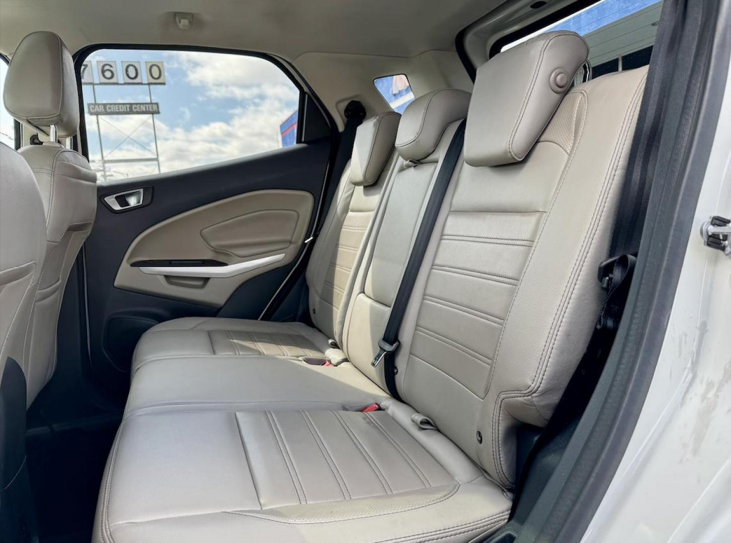 2019 WHITE Ford EcoSport Titanium (MAJ3S2KE6KC) with an 1.0L L3 engine, 6A transmission, located at 7600 S Western Ave., Chicago, IL, 60620, (773) 918-3980, 0.000000, 0.000000 - Photo#9