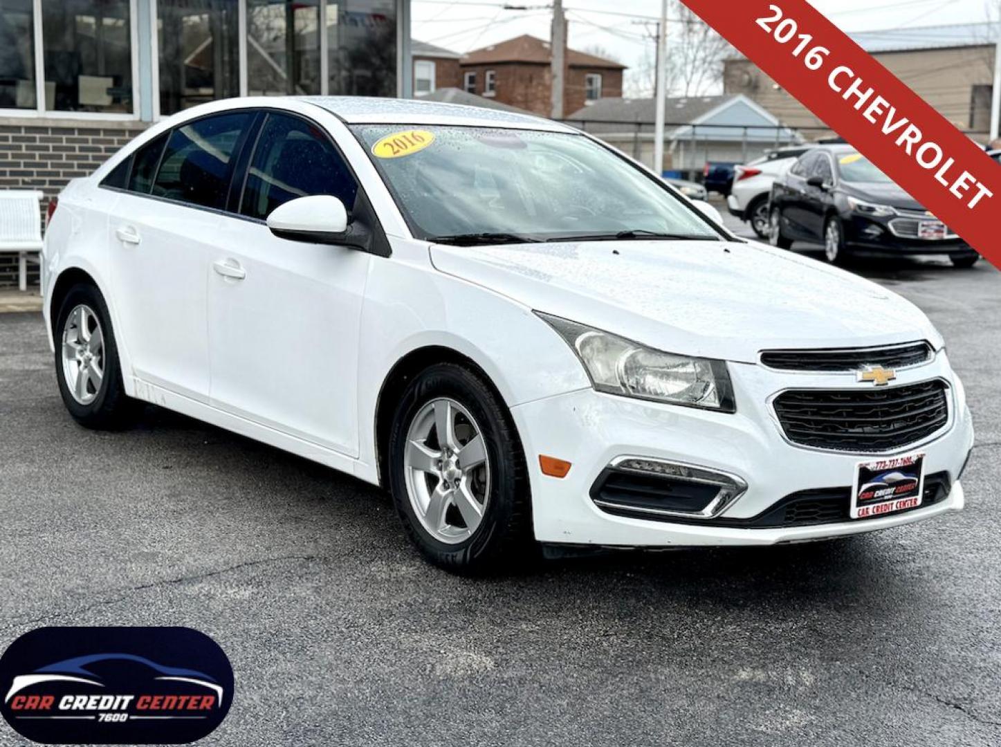 2016 WHITE Chevrolet Cruze 2LT Auto (1G1PE5SB3G7) with an 1.4L L4 DOHC 16V TURBO engine, 6-Speed Automatic transmission, located at 7600 S Western Ave., Chicago, IL, 60620, (773) 918-3980, 0.000000, 0.000000 - Photo#0