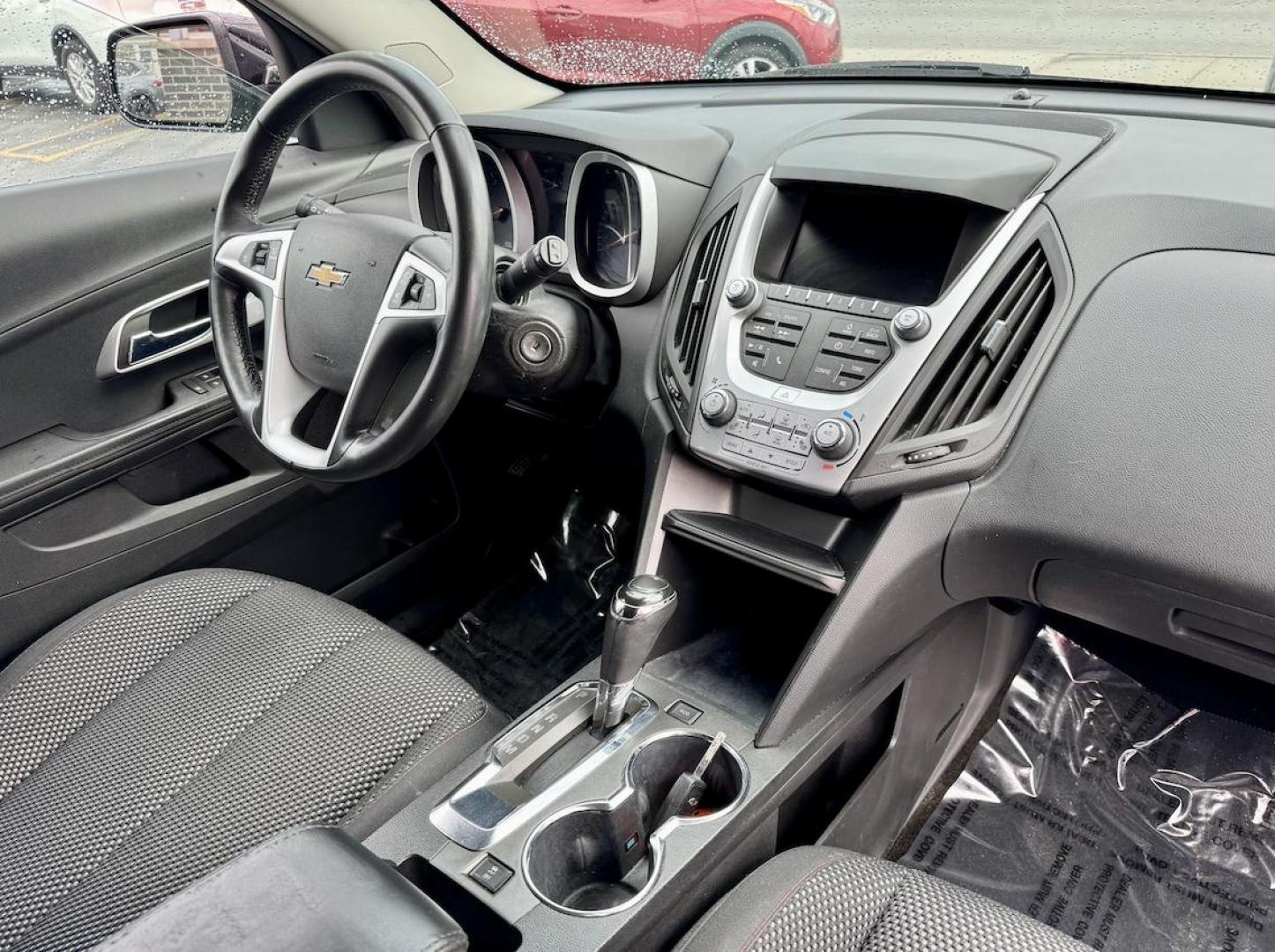 2017 BLACK Chevrolet Equinox LT 2WD (2GNALCEK6H6) with an 2.4L L4 DOHC 16V FFV engine, 6A transmission, located at 7600 S Western Ave., Chicago, IL, 60620, (773) 918-3980, 0.000000, 0.000000 - Photo#8