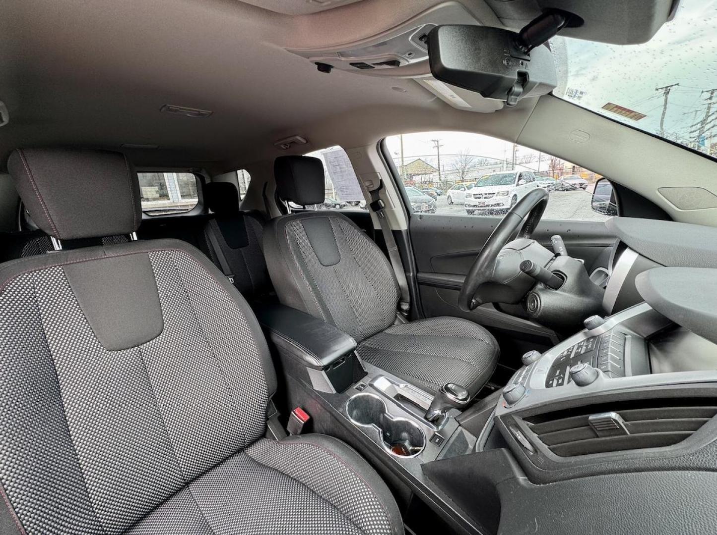 2017 BLACK Chevrolet Equinox LT 2WD (2GNALCEK6H6) with an 2.4L L4 DOHC 16V FFV engine, 6A transmission, located at 7600 S Western Ave., Chicago, IL, 60620, (773) 918-3980, 0.000000, 0.000000 - Photo#9