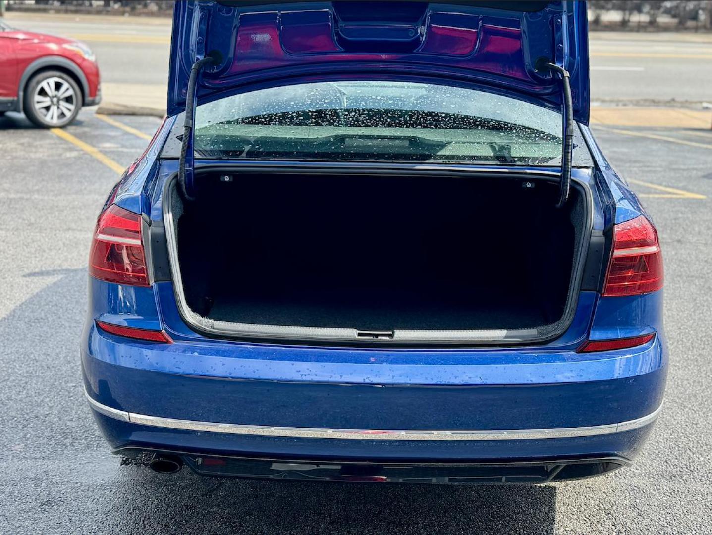2017 BLUE Volkswagen Passat R-Line (1VWDT7A39HC) with an 1.8L L4 TURBO DIESEL engine, 6A transmission, located at 7600 S Western Ave., Chicago, IL, 60620, (773) 918-3980, 0.000000, 0.000000 - Photo#4