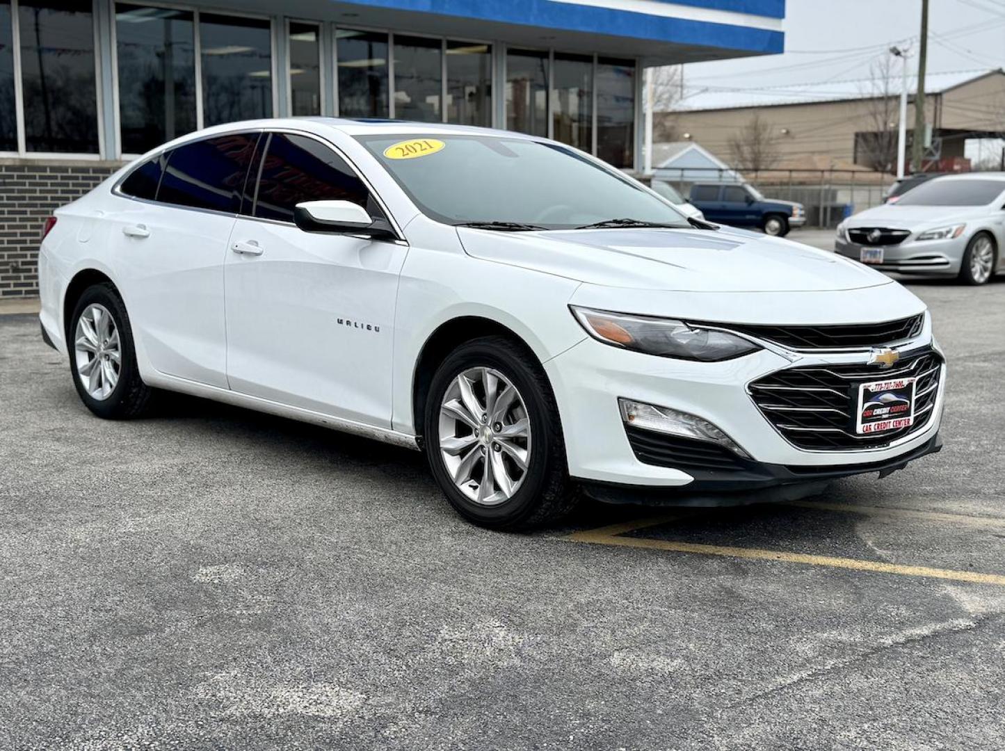 2021 WHITE Chevrolet Malibu LT (1G1ZD5ST5MF) with an 1.5L L4 DOHC 16V engine, 6A transmission, located at 7600 S Western Ave., Chicago, IL, 60620, (773) 918-3980, 0.000000, 0.000000 - Photo#1