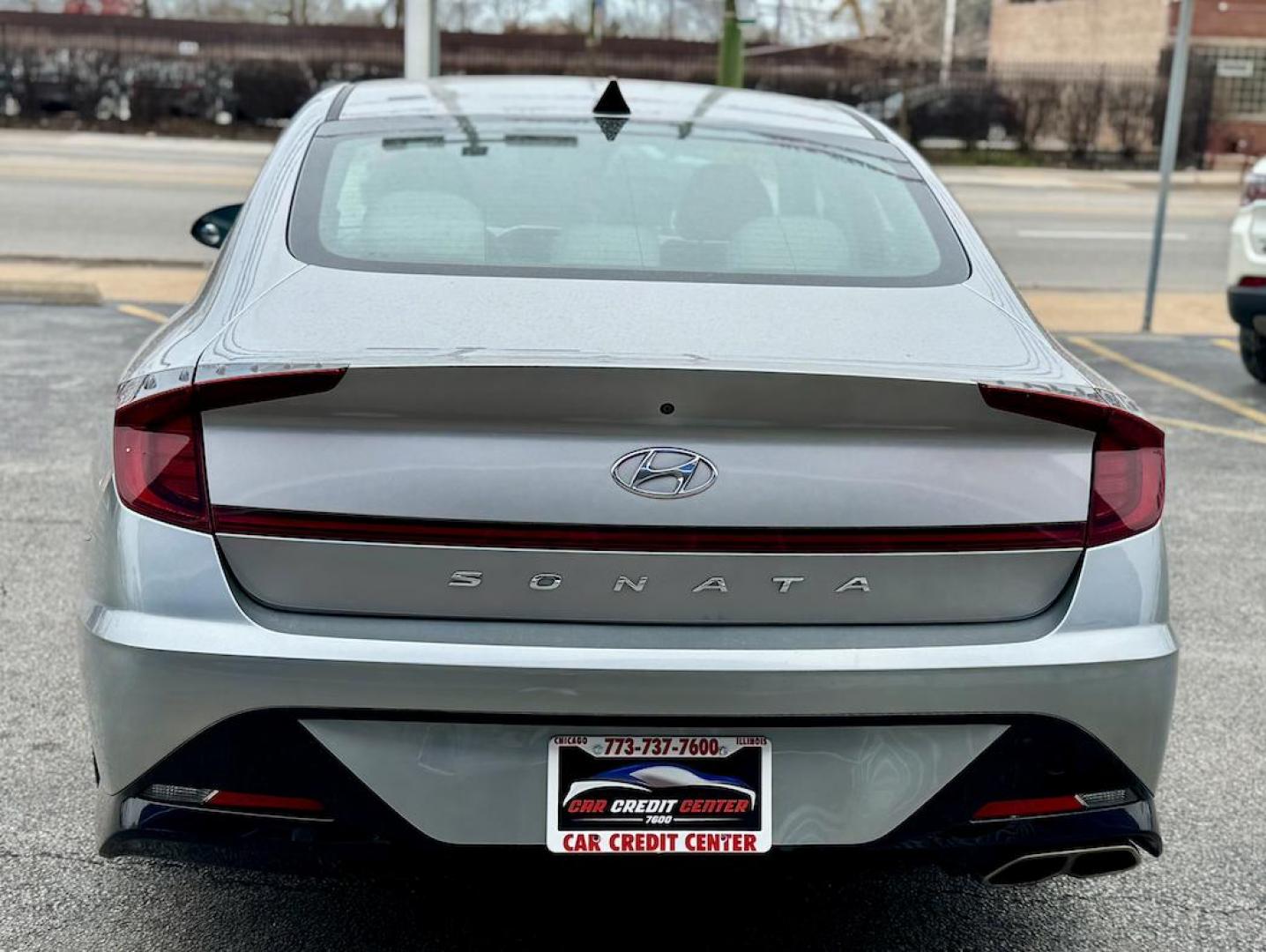 2021 SILVER Hyundai Sonata SEL (KMHL64JA9MA) with an 2.5L L4 DOHC 16V engine, 8A transmission, located at 7600 S Western Ave., Chicago, IL, 60620, (773) 918-3980, 0.000000, 0.000000 - Photo#3