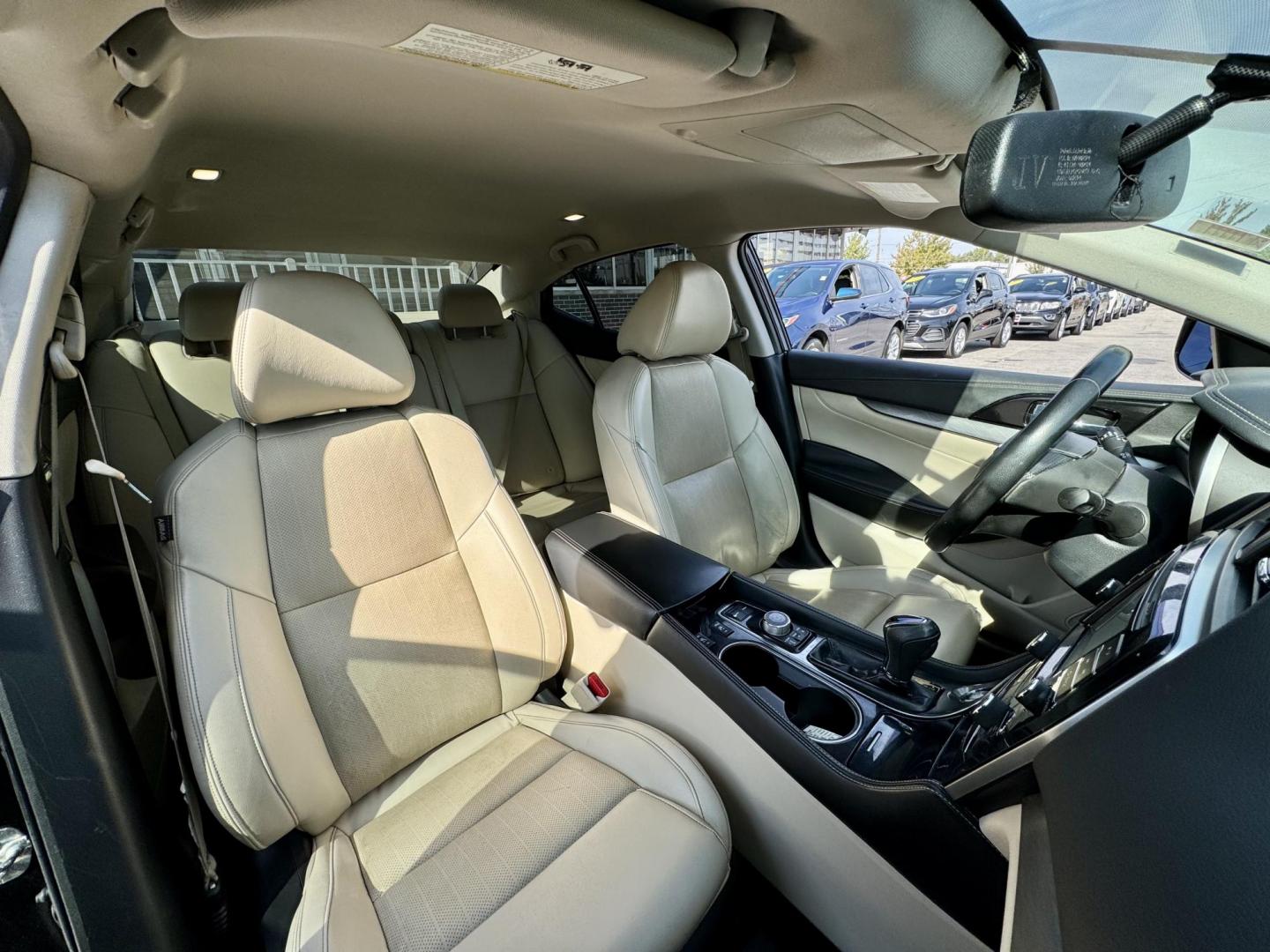 2018 BLACK Nissan Maxima 3.5 SV (1N4AA6AP5JC) with an 3.5L V6 DOHC 24V engine, CVT transmission, located at 7600 S Western Ave., Chicago, IL, 60620, (773) 918-3980, 0.000000, 0.000000 - Photo#9