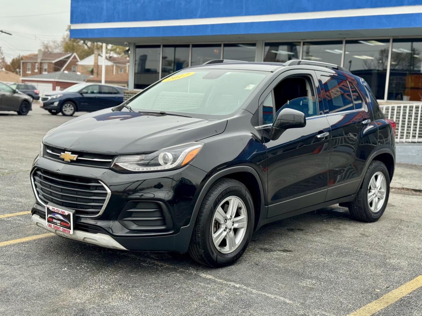 2017 BLACK Chevrolet Trax LT FWD (3GNCJLSB4HL) with an 1.4L L4 DOHC 16V engine, 6A transmission, located at 7600 S Western Ave., Chicago, IL, 60620, (773) 918-3980, 0.000000, 0.000000 - Photo#2