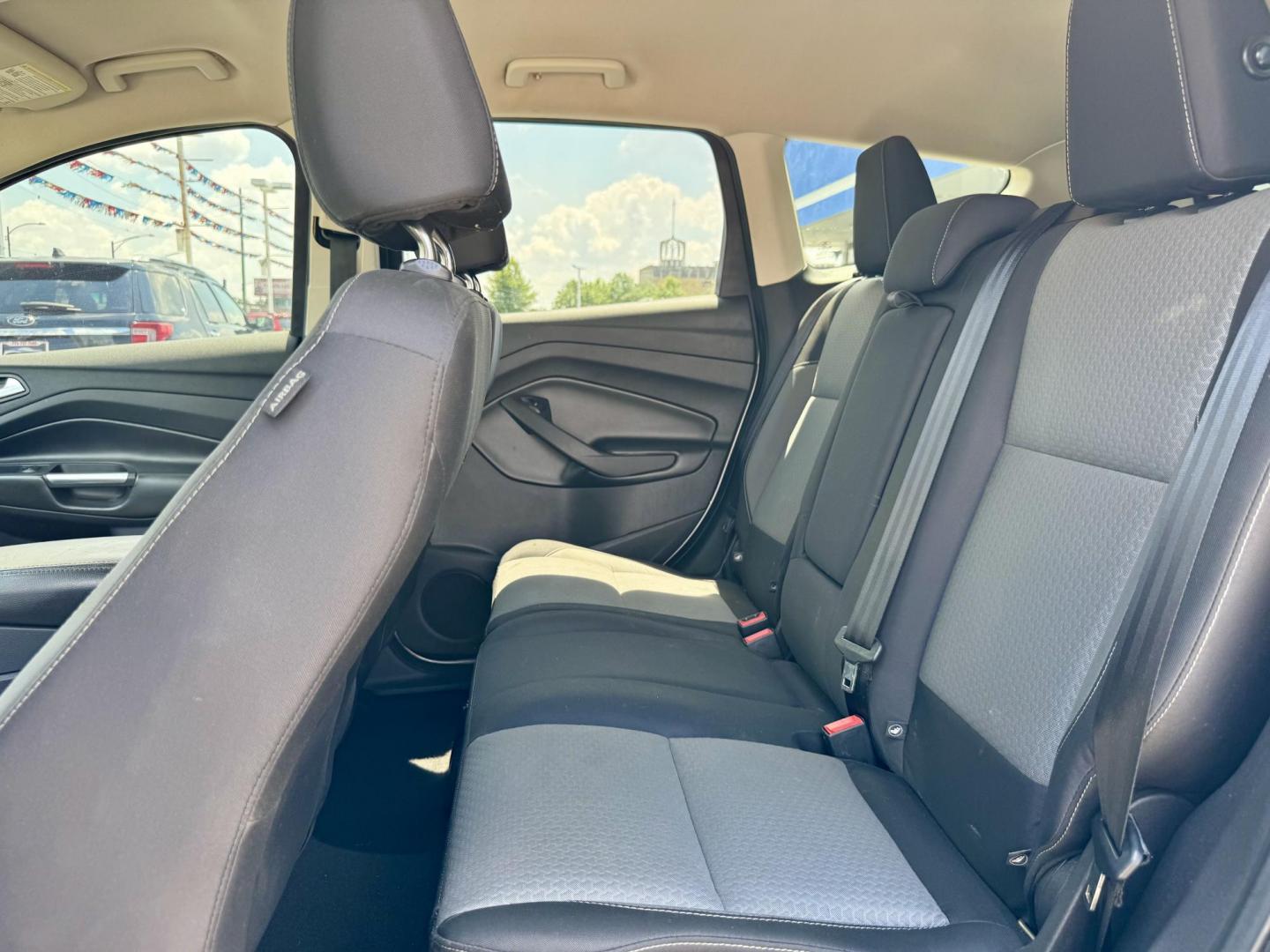 2017 GRAY Ford Escape SE FWD (1FMCU0GD2HU) with an 1.5L L4 DOHC 16V engine, 6A transmission, located at 7600 S Western Ave., Chicago, IL, 60620, (773) 918-3980, 0.000000, 0.000000 - Photo#10