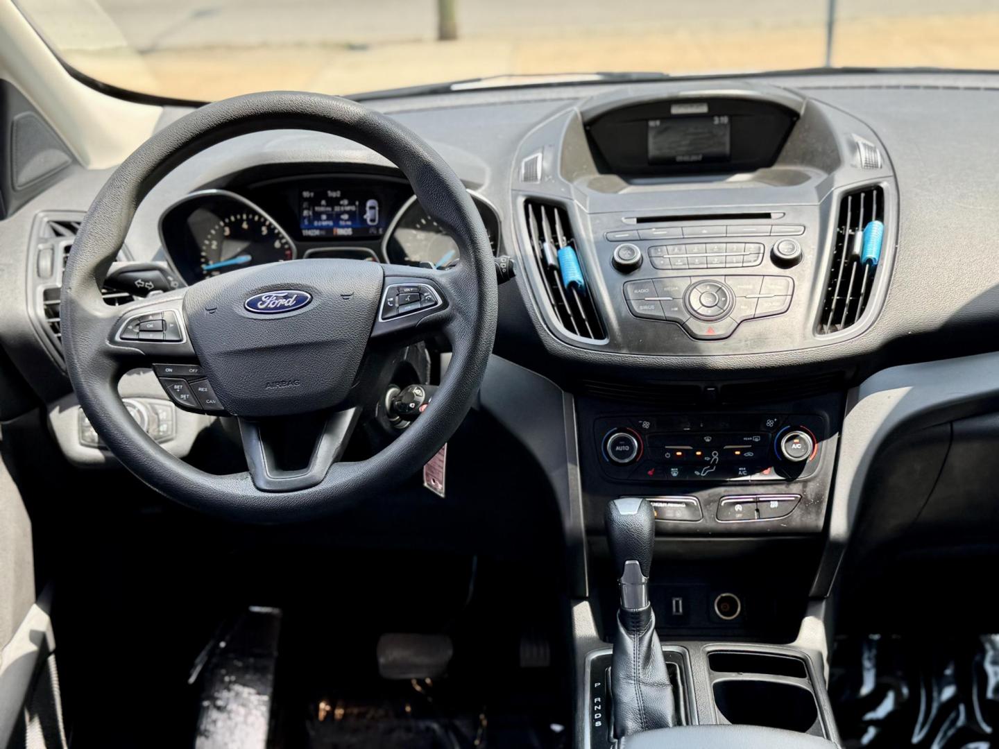 2017 GRAY Ford Escape SE FWD (1FMCU0GD2HU) with an 1.5L L4 DOHC 16V engine, 6A transmission, located at 7600 S Western Ave., Chicago, IL, 60620, (773) 918-3980, 0.000000, 0.000000 - Photo#6