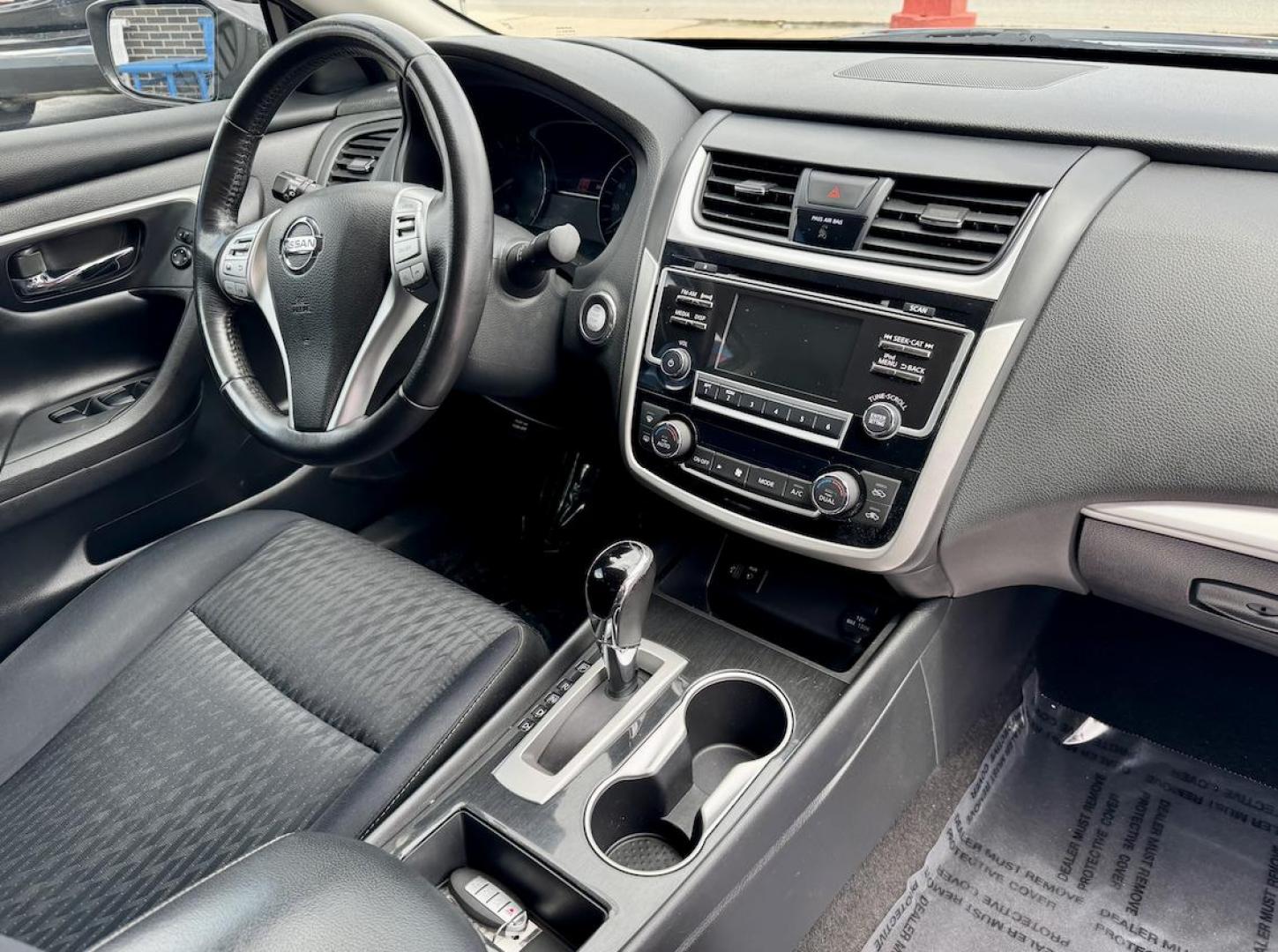2018 GRAY Nissan Altima 2.5 (1N4AL3AP4JC) with an 2.5L L4 DOHC 16V engine, CVT transmission, located at 7600 S Western Ave., Chicago, IL, 60620, (773) 918-3980, 0.000000, 0.000000 - Photo#7