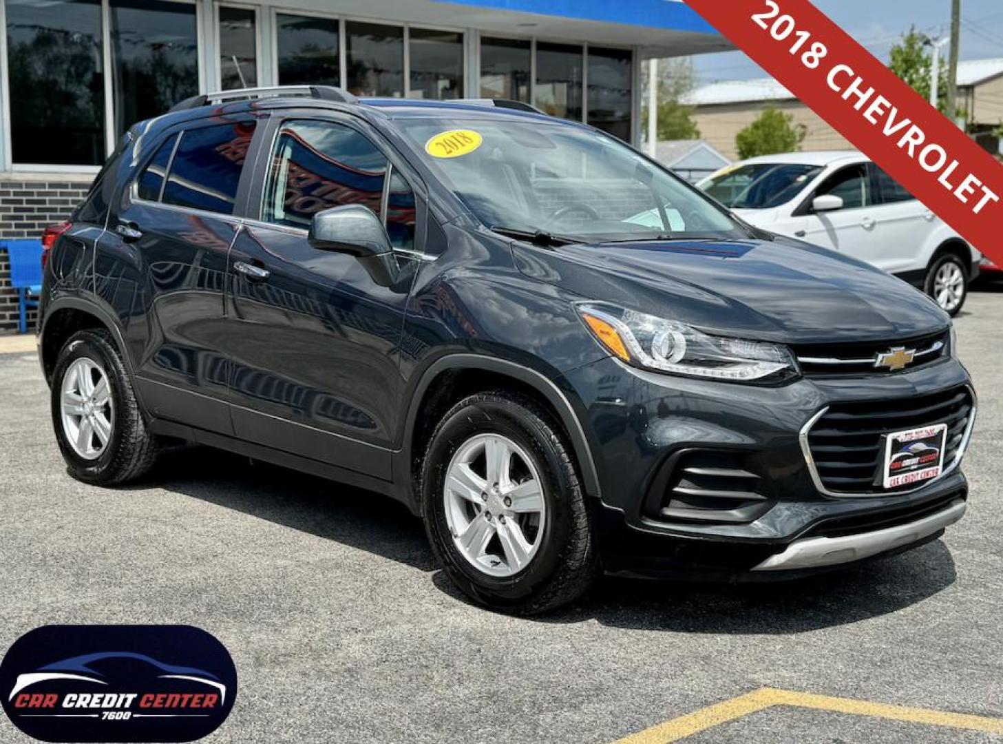 2018 GRAY Chevrolet Trax LT FWD (3GNCJLSB0JL) with an 1.4L L4 DOHC 16V engine, 6A transmission, located at 7600 S Western Ave., Chicago, IL, 60620, (773) 918-3980, 0.000000, 0.000000 - Photo#0