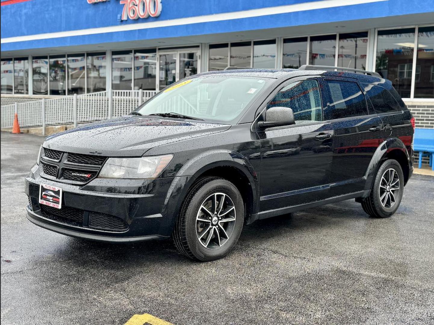 2018 BLACK Dodge Journey SE (3C4PDCAB3JT) with an 2.4L L4 DOHC 16V engine, 4A transmission, located at 7600 S Western Ave., Chicago, IL, 60620, (773) 918-3980, 0.000000, 0.000000 - Photo#2