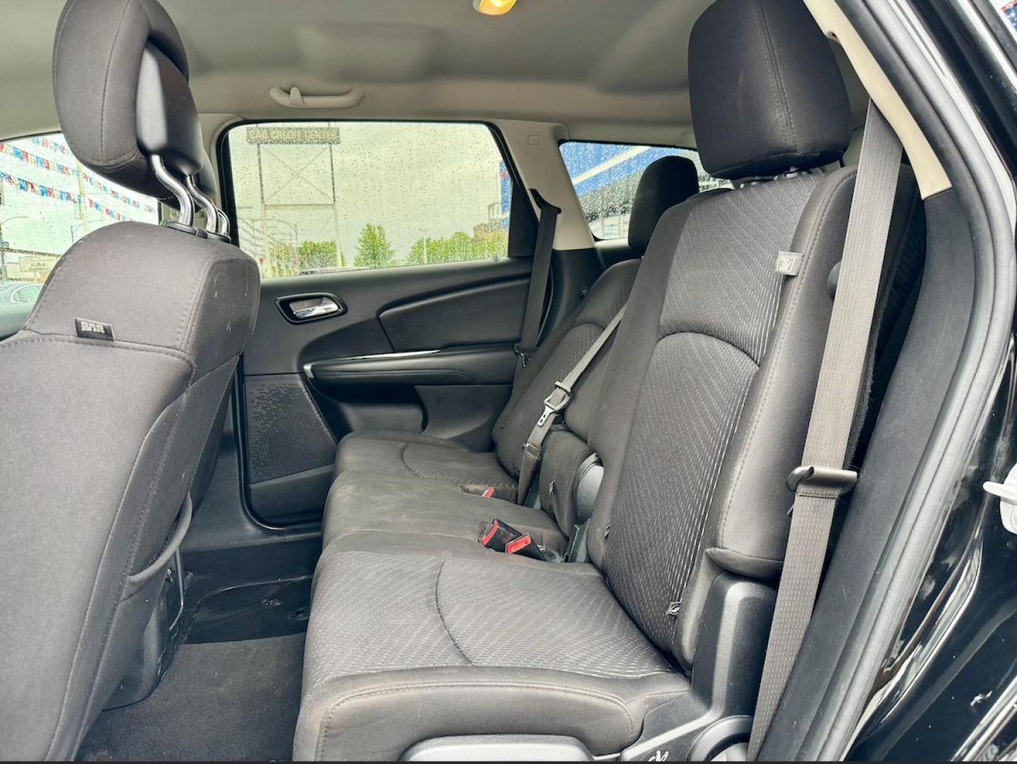 2018 BLACK Dodge Journey SE (3C4PDCAB3JT) with an 2.4L L4 DOHC 16V engine, 4A transmission, located at 7600 S Western Ave., Chicago, IL, 60620, (773) 918-3980, 0.000000, 0.000000 - Photo#10