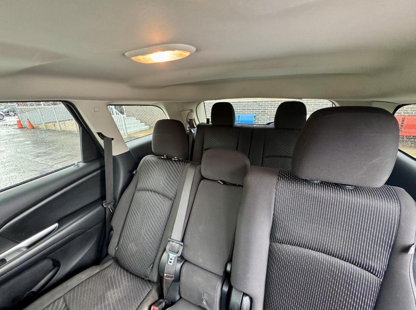2018 BLACK Dodge Journey SE (3C4PDCAB3JT) with an 2.4L L4 DOHC 16V engine, 4A transmission, located at 7600 S Western Ave., Chicago, IL, 60620, (773) 918-3980, 0.000000, 0.000000 - Photo#11