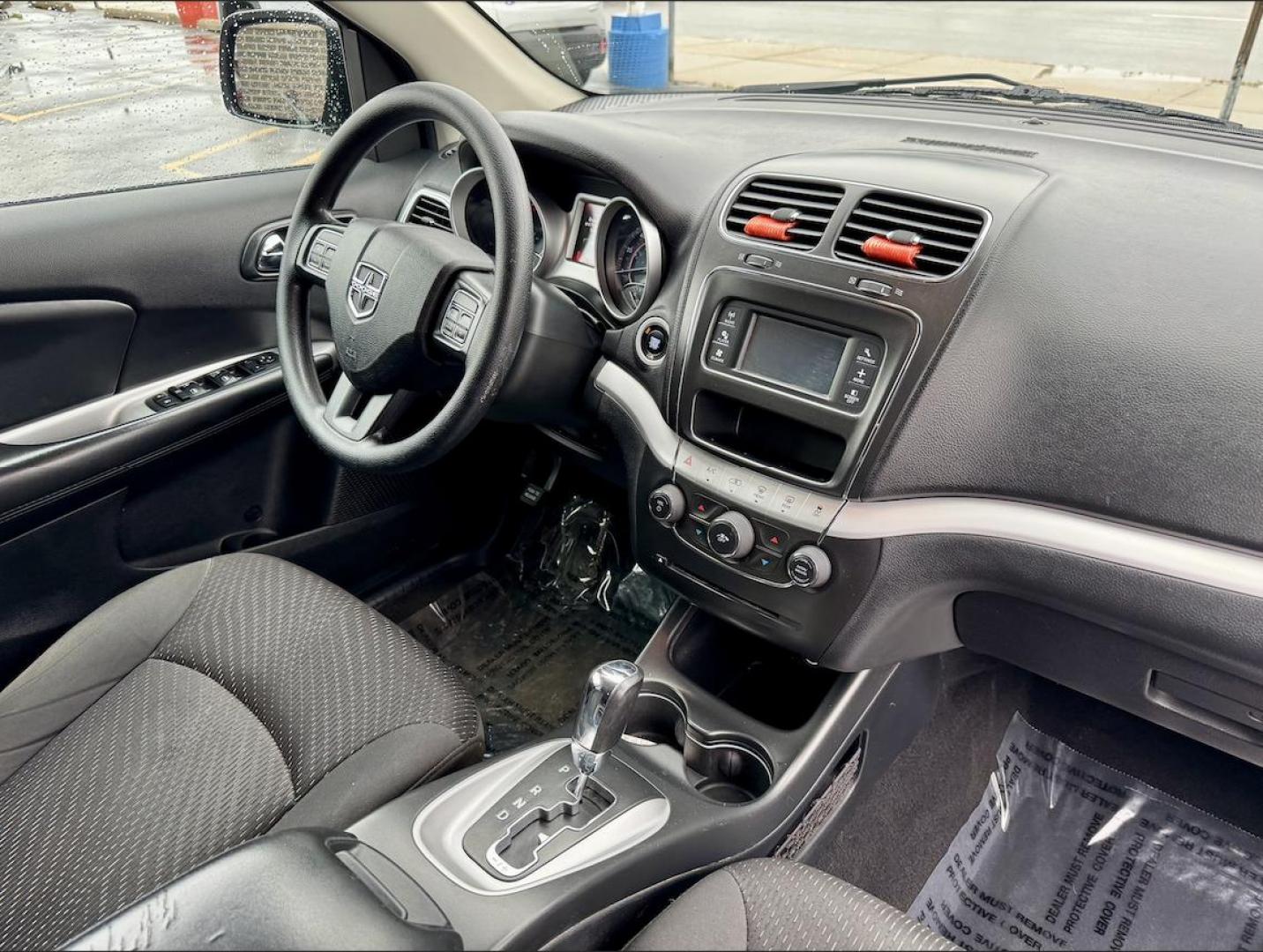 2018 BLACK Dodge Journey SE (3C4PDCAB3JT) with an 2.4L L4 DOHC 16V engine, 4A transmission, located at 7600 S Western Ave., Chicago, IL, 60620, (773) 918-3980, 0.000000, 0.000000 - Photo#8
