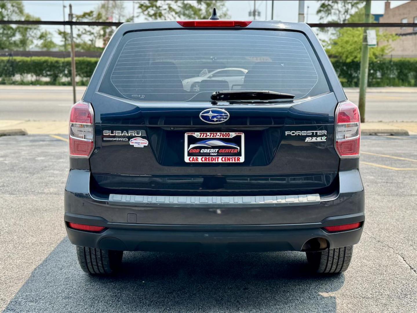 2016 GRAY Subaru Forester 2.5i PZEV CVT (JF2SJAAC1GH) with an 2.5L H4 SOHC 16V engine, CVT transmission, located at 7600 S Western Ave., Chicago, IL, 60620, (773) 918-3980, 0.000000, 0.000000 - Photo#3