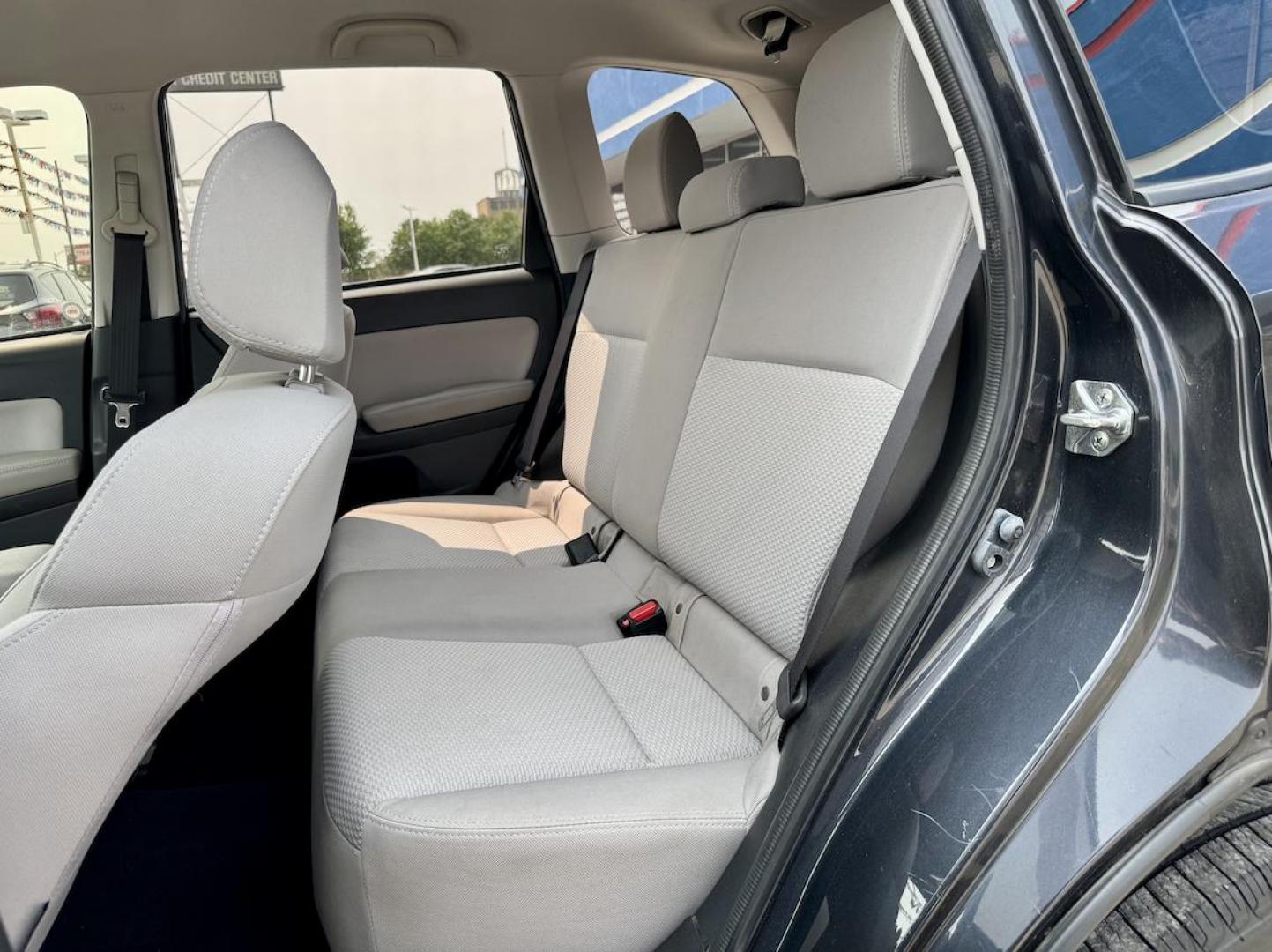 2016 GRAY Subaru Forester 2.5i PZEV CVT (JF2SJAAC1GH) with an 2.5L H4 SOHC 16V engine, CVT transmission, located at 7600 S Western Ave., Chicago, IL, 60620, (773) 918-3980, 0.000000, 0.000000 - Photo#10