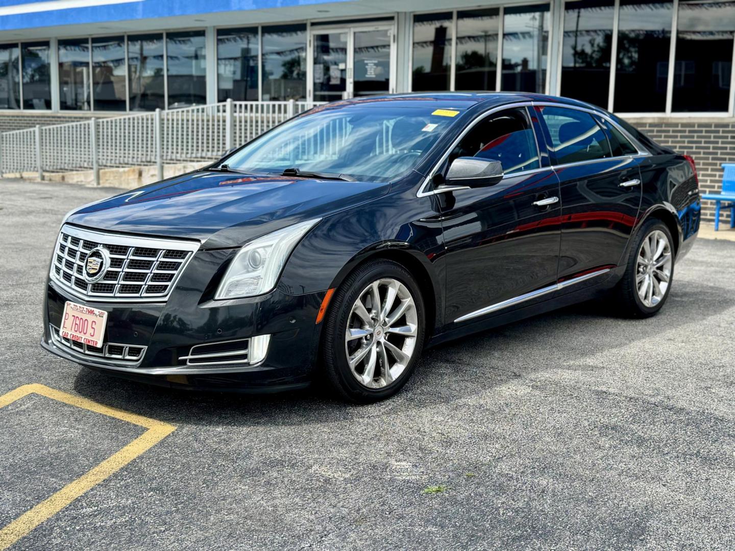2014 BLACK Cadillac XTS Luxury FWD (2G61M5S3XE9) with an 3.6L V6 DOHC 24V engine, 6-Speed Automatic transmission, located at 7600 S Western Ave., Chicago, IL, 60620, (773) 918-3980, 0.000000, 0.000000 - Photo#2