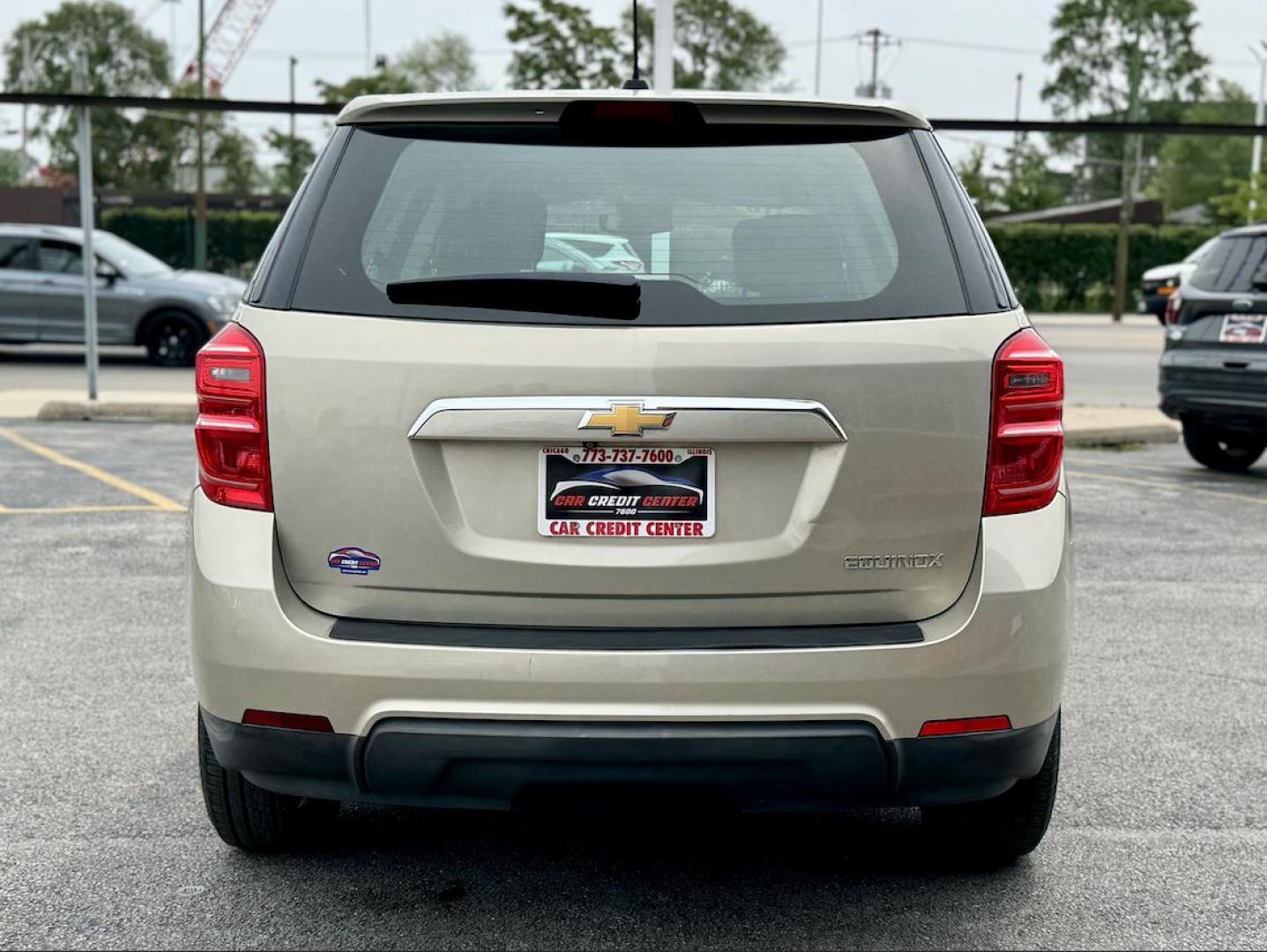 2016 GOLD Chevrolet Equinox LS 2WD (2GNALBEK5G1) with an 2.4L L4 DOHC 16V FFV engine, 6A transmission, located at 7600 S Western Ave., Chicago, IL, 60620, (773) 918-3980, 0.000000, 0.000000 - Photo#3