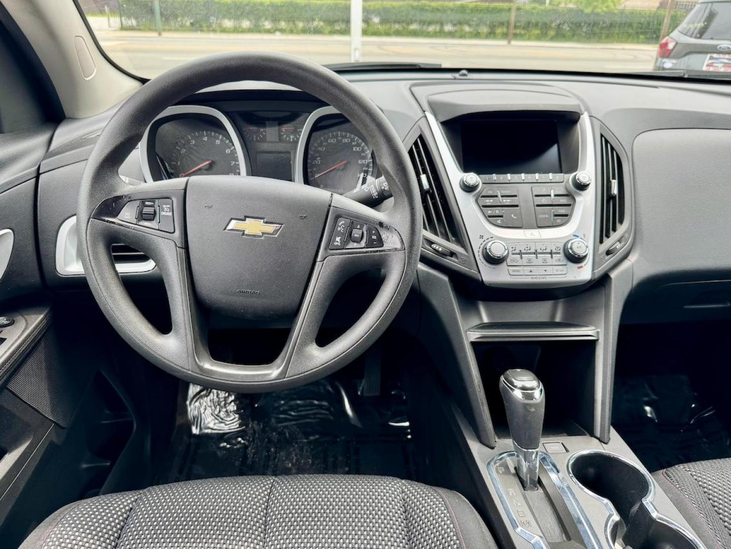 2016 GOLD Chevrolet Equinox LS 2WD (2GNALBEK5G1) with an 2.4L L4 DOHC 16V FFV engine, 6A transmission, located at 7600 S Western Ave., Chicago, IL, 60620, (773) 918-3980, 0.000000, 0.000000 - Photo#6