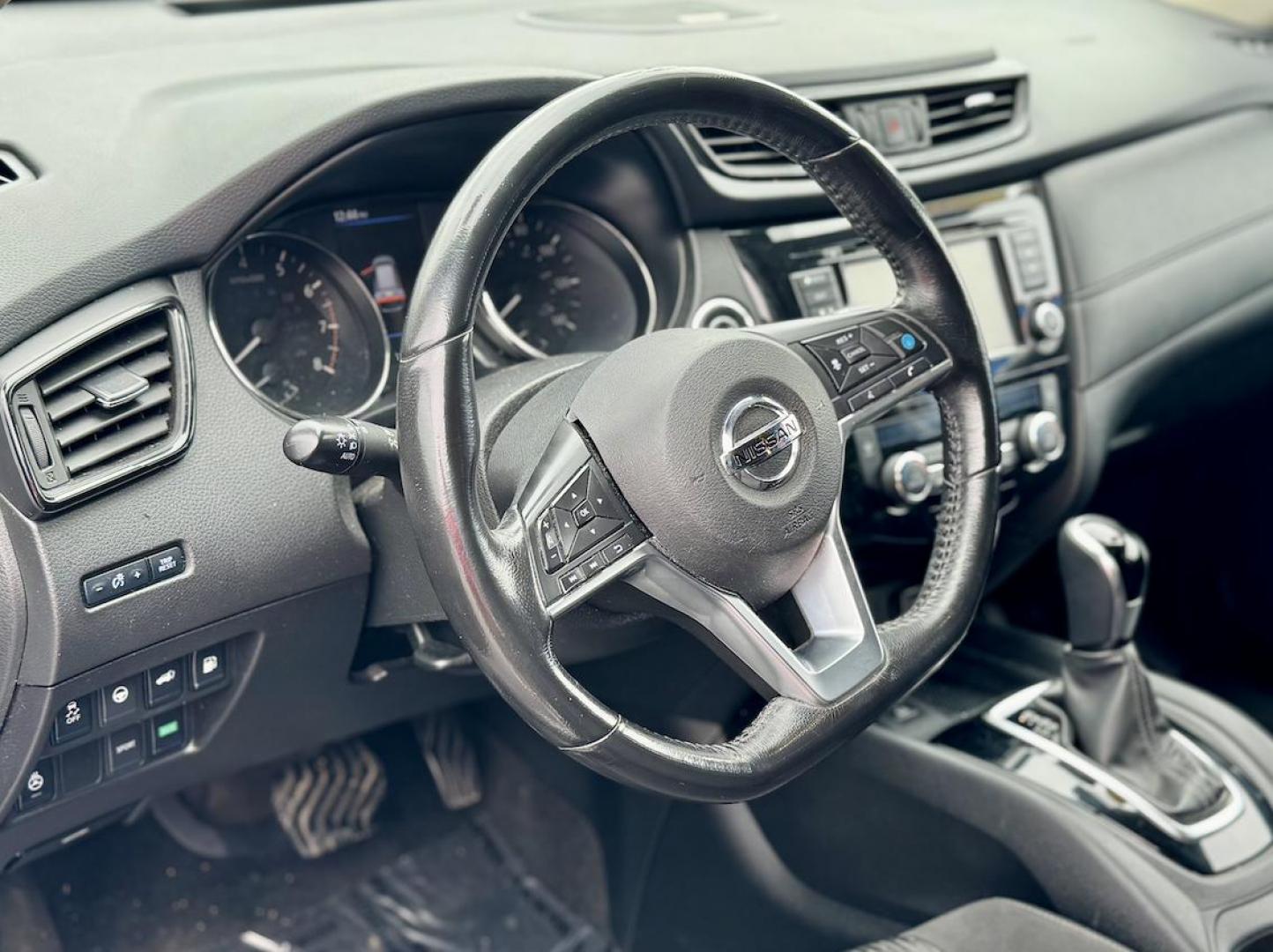 2019 GRAY Nissan Rogue S 2WD (JN8AT2MT4KW) with an 2.5L L4 DOHC 16V engine, CVT transmission, located at 7600 S Western Ave., Chicago, IL, 60620, (773) 918-3980, 0.000000, 0.000000 - Photo#5