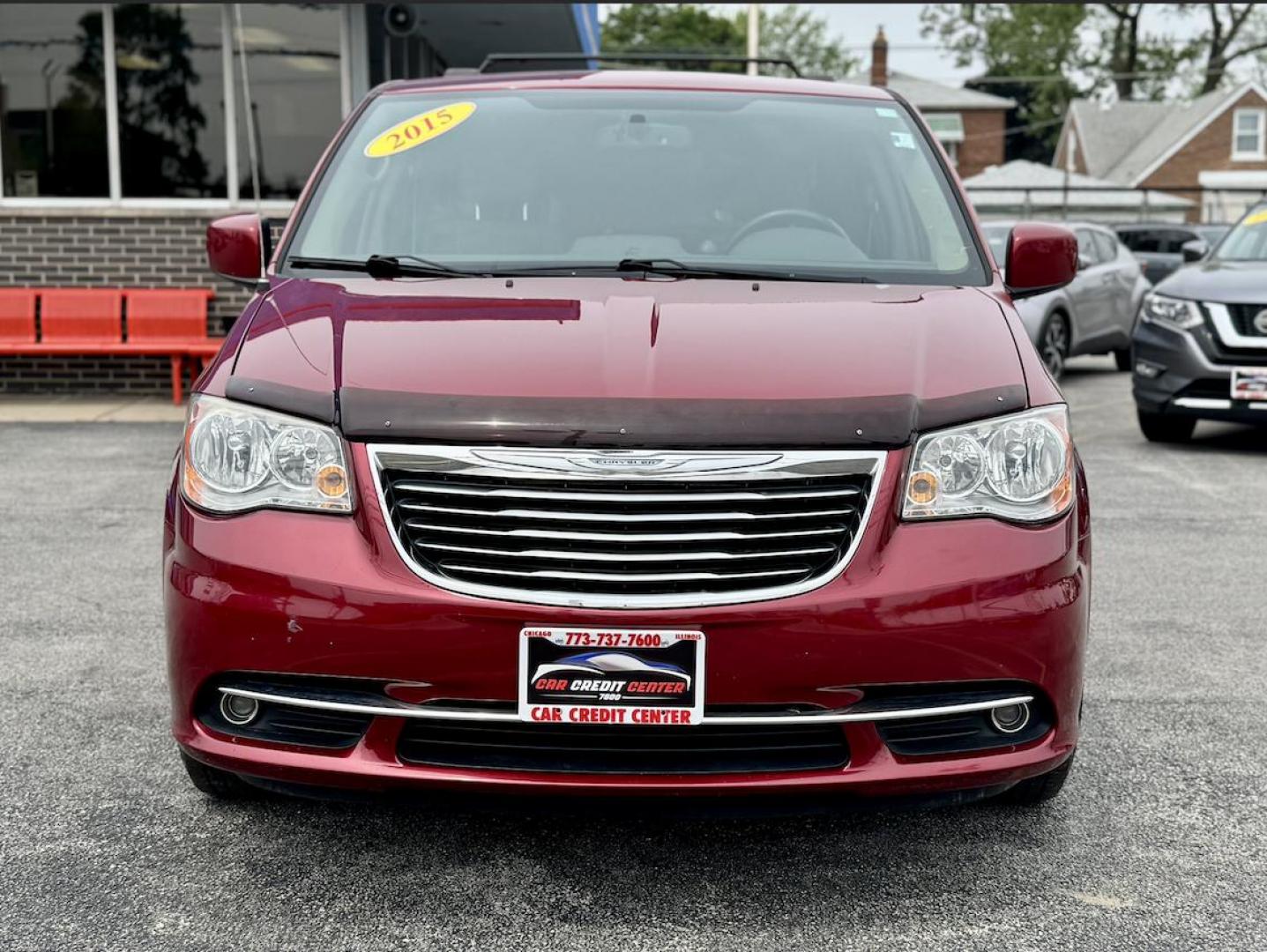 2015 RED Chrysler Town and Country Touring (2C4RC1BG3FR) with an 3.6L V6 DOHC 24V engine, 6-Speed Automatic transmission, located at 7600 S Western Ave., Chicago, IL, 60620, (773) 918-3980, 0.000000, 0.000000 - Photo#1