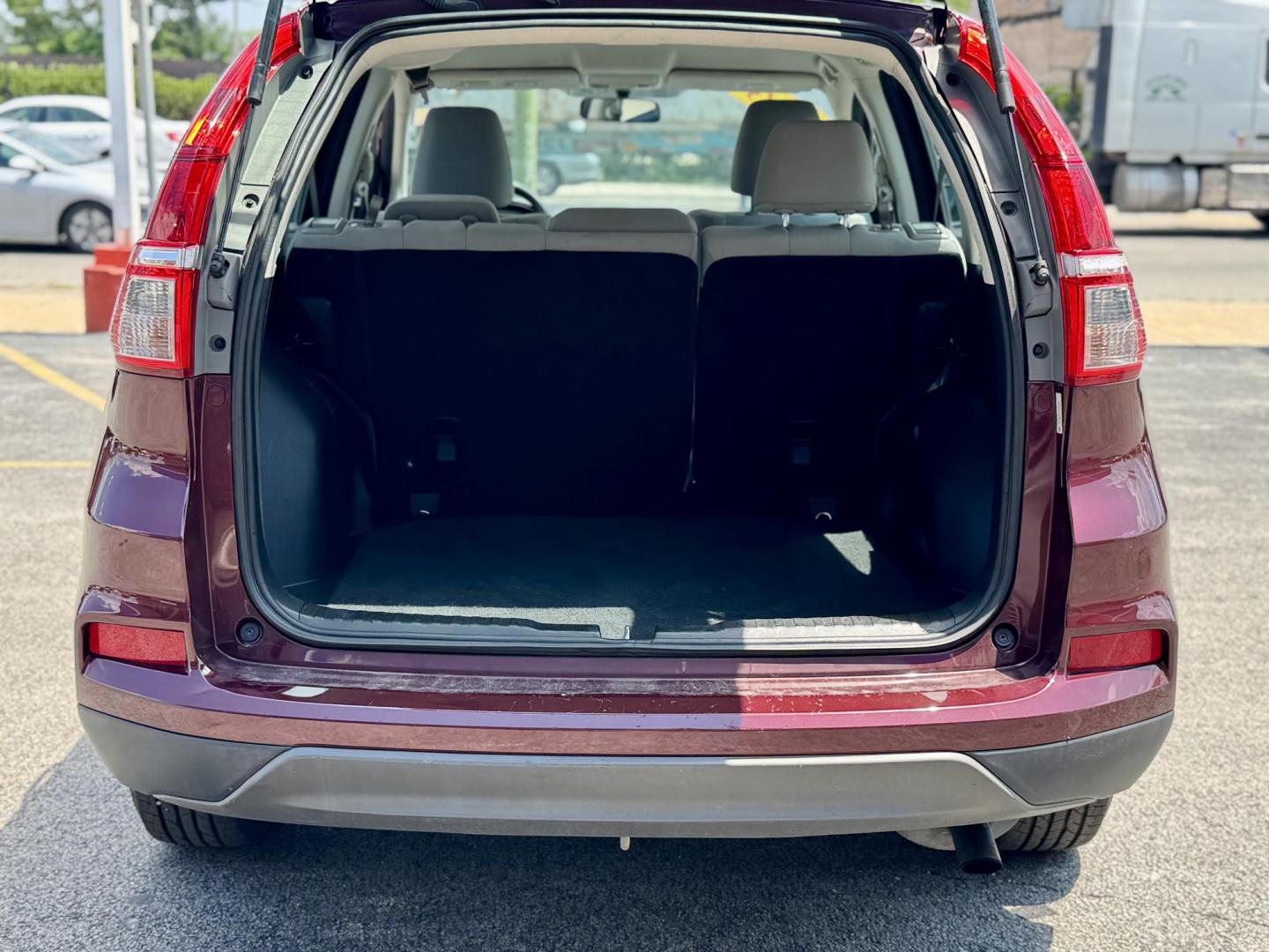 2015 BURGANDY Honda CR-V LX 4WD (5J6RM4H37FL) with an 2.4L L4 DOHC 16V engine, Continuously Variable Transmission transmission, located at 7600 S Western Ave., Chicago, IL, 60620, (773) 918-3980, 0.000000, 0.000000 - Photo#4