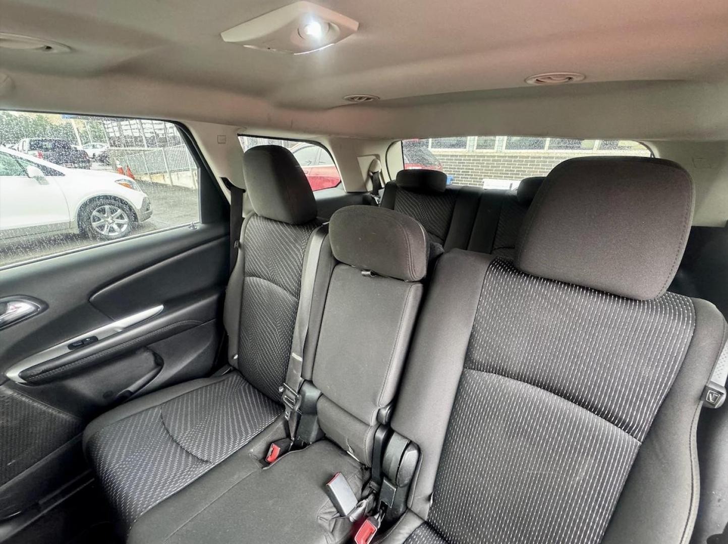 2019 GRAY Dodge Journey SE (3C4PDCBB6KT) with an 2.4L L6 DOHC 16V engine, 4A transmission, located at 7600 S Western Ave., Chicago, IL, 60620, (773) 918-3980, 0.000000, 0.000000 - Photo#10