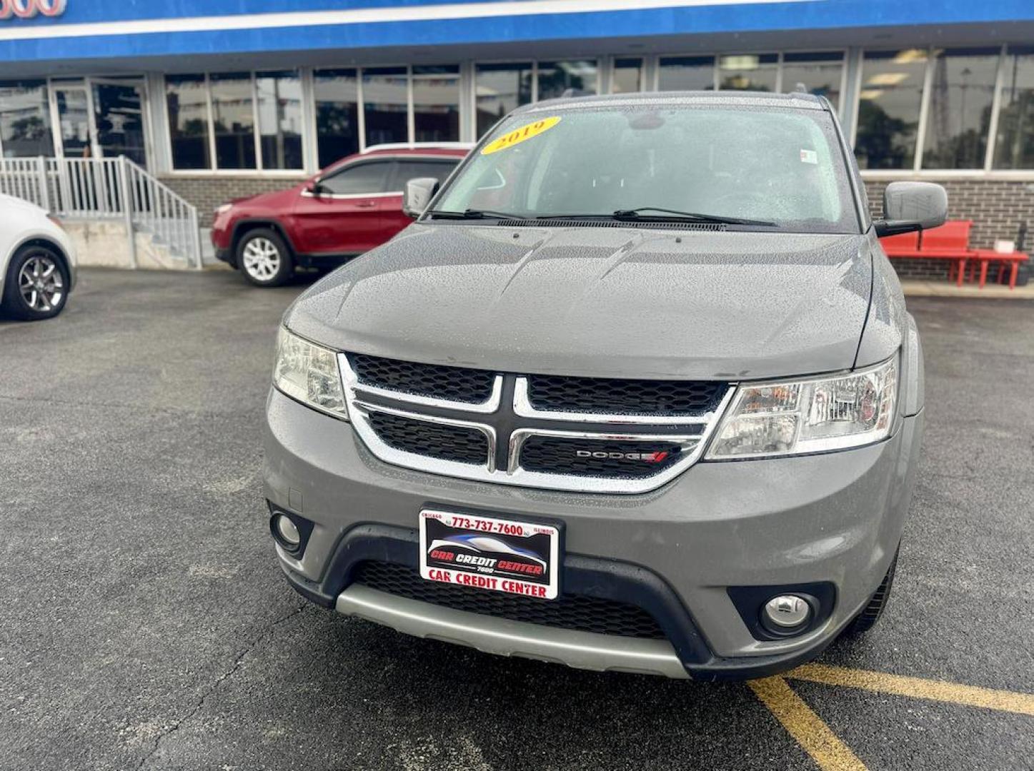 2019 GRAY Dodge Journey SE (3C4PDCBB6KT) with an 2.4L L6 DOHC 16V engine, 4A transmission, located at 7600 S Western Ave., Chicago, IL, 60620, (773) 918-3980, 0.000000, 0.000000 - Photo#1