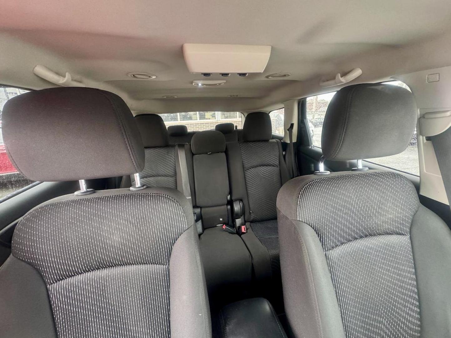 2019 GRAY Dodge Journey SE (3C4PDCBB6KT) with an 2.4L L6 DOHC 16V engine, 4A transmission, located at 7600 S Western Ave., Chicago, IL, 60620, (773) 918-3980, 0.000000, 0.000000 - Photo#11