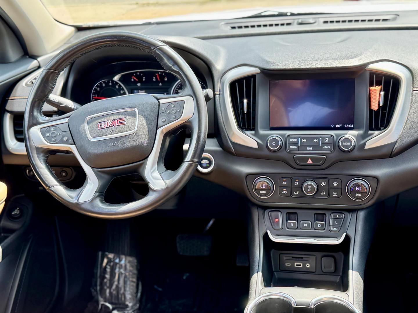 2018 WHITE GMC Terrain SLT (3GKALPEX2JL) with an 2.0L L4 DOHC 16V TURBO engine, 6A transmission, located at 7600 S Western Ave., Chicago, IL, 60620, (773) 918-3980, 0.000000, 0.000000 - Photo#6