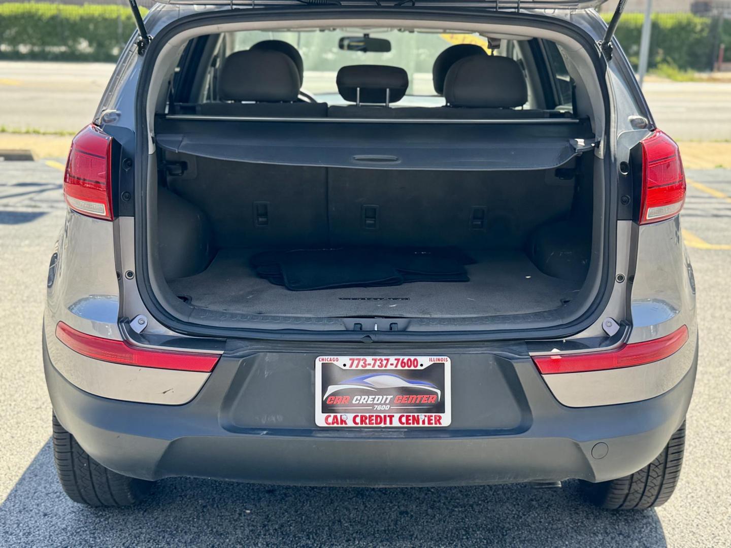 2014 BROWN Kia Sportage LX FWD (KNDPB3AC3E7) with an 2.4L V6 DOHC 24V engine, 6-Speed Automatic transmission, located at 7600 S Western Ave., Chicago, IL, 60620, (773) 918-3980, 0.000000, 0.000000 - Photo#4