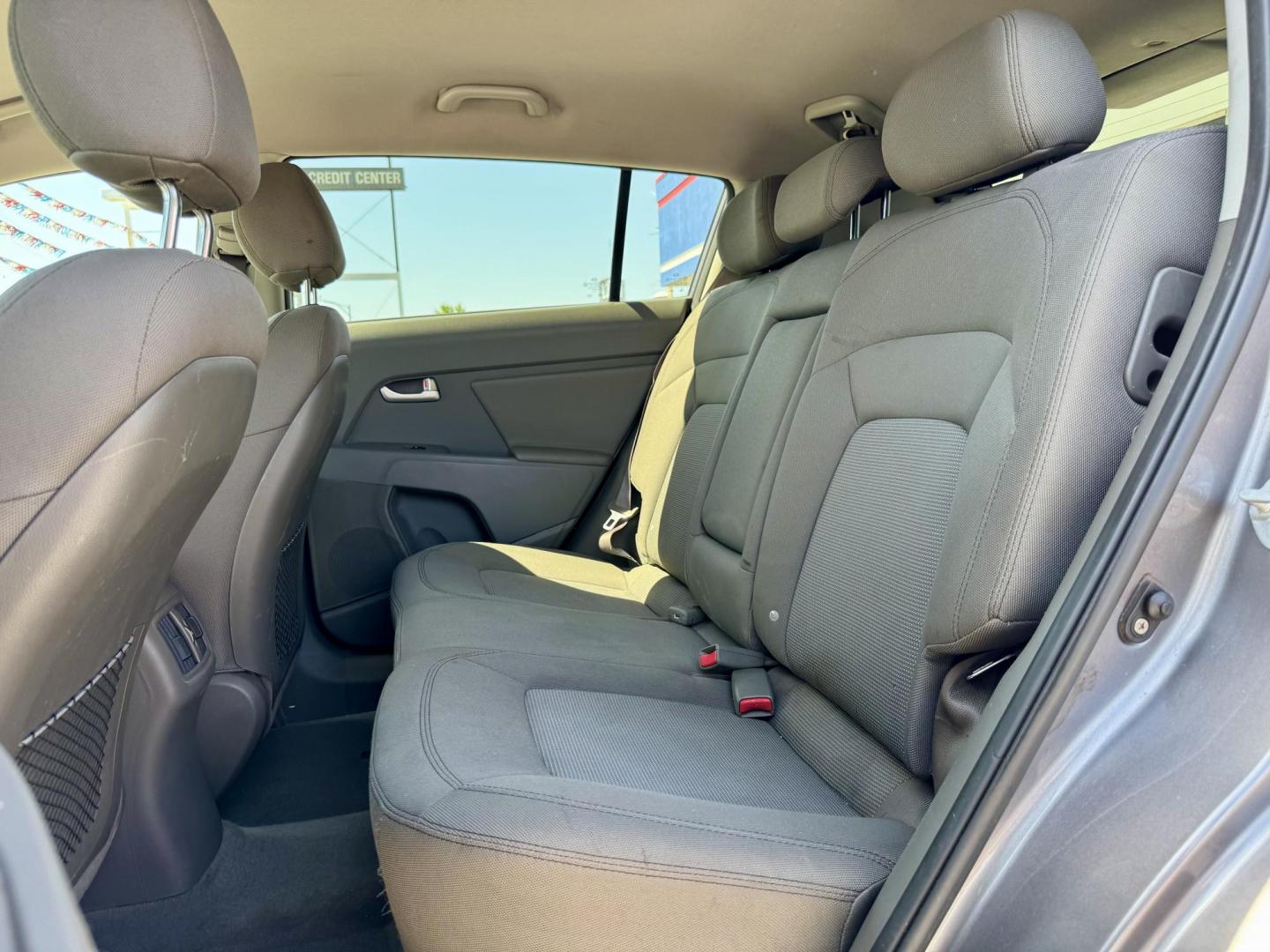 2014 BROWN Kia Sportage LX FWD (KNDPB3AC3E7) with an 2.4L V6 DOHC 24V engine, 6-Speed Automatic transmission, located at 7600 S Western Ave., Chicago, IL, 60620, (773) 918-3980, 0.000000, 0.000000 - Photo#10