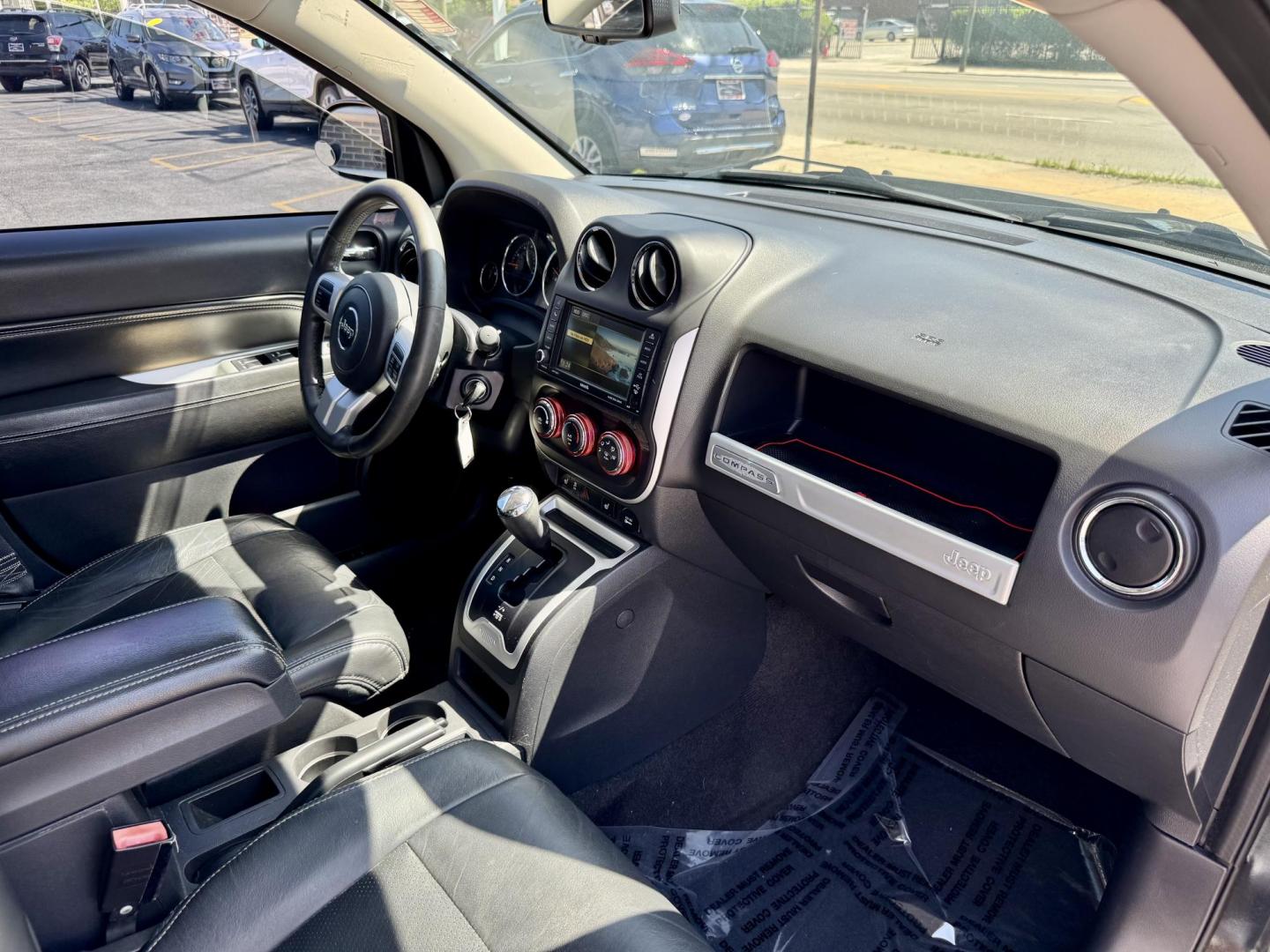2015 BLACK Jeep Compass Latitude FWD (1C4NJCEAXFD) with an 2.0L L4 DOHC 16V engine, Continuously Variable Transmission transmission, located at 7600 S Western Ave., Chicago, IL, 60620, (773) 918-3980, 0.000000, 0.000000 - Photo#8