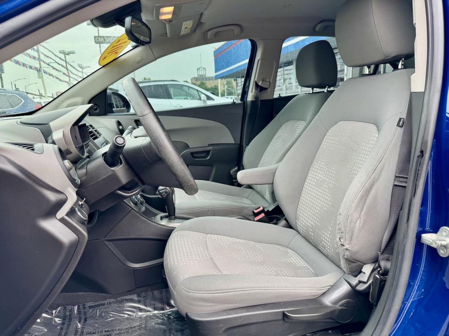 2012 BLUE Chevrolet Sonic 2LS Sedan (1G1JA5SH3C4) with an 1.8L L4 DOHC 24V FFV engine, 6-Speed Automatic transmission, located at 7600 S Western Ave., Chicago, IL, 60620, (773) 918-3980, 0.000000, 0.000000 - Photo#7
