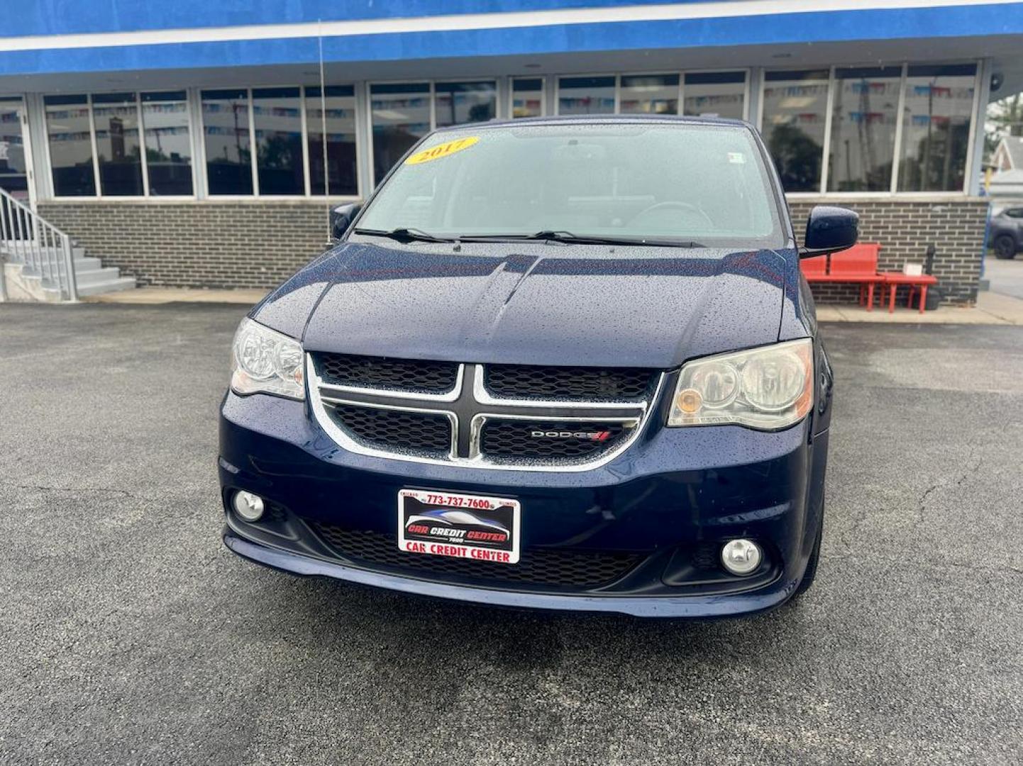 2017 BLUE Dodge Grand Caravan SXT (2C4RDGCG4HR) with an 3.6L V6 DOHC 24V engine, 6A transmission, located at 7600 S Western Ave., Chicago, IL, 60620, (773) 918-3980, 0.000000, 0.000000 - Photo#1