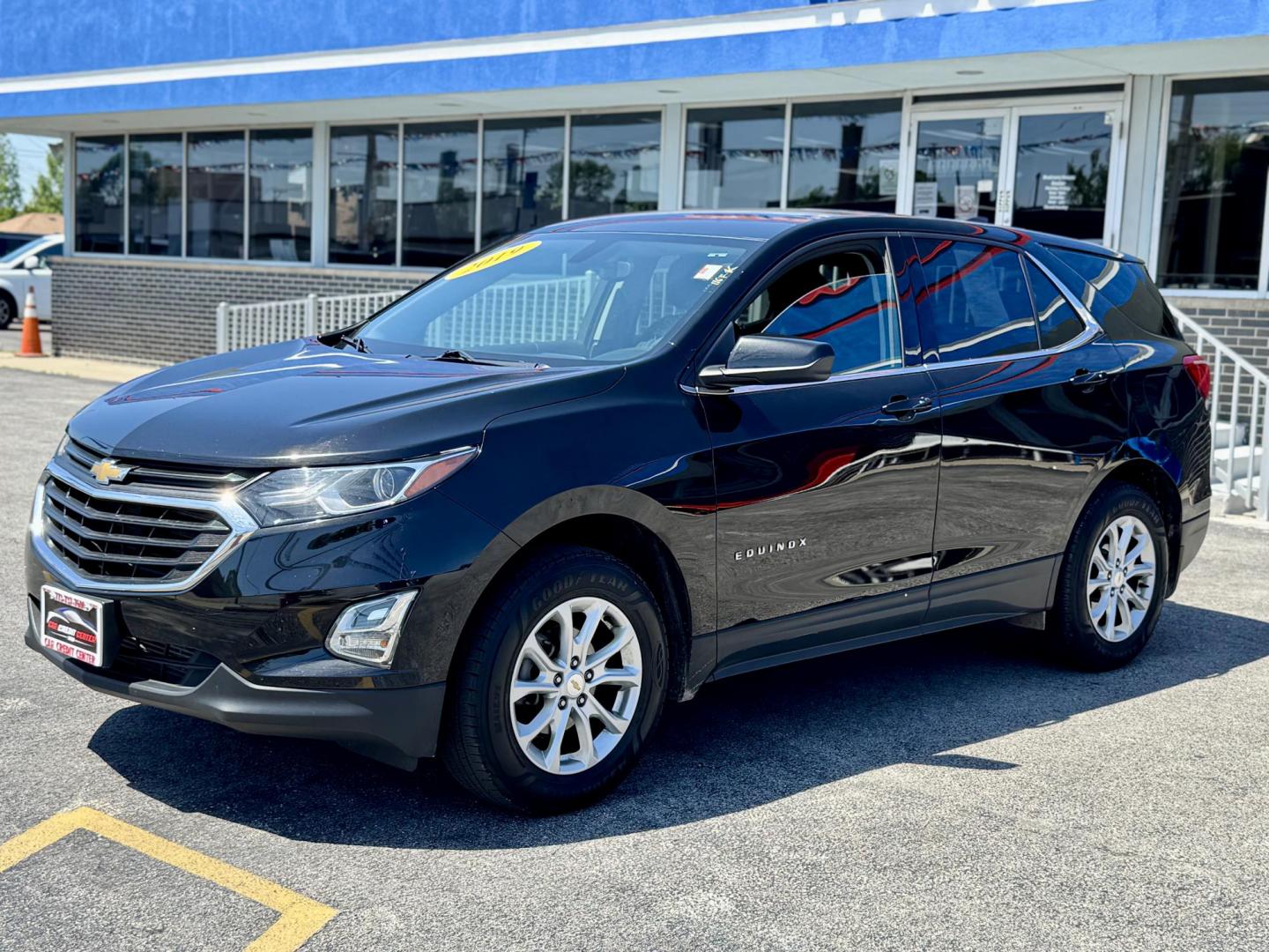 2019 BLACK Chevrolet Equinox LT AWD (2GNAXUEV2K6) with an 1.5L L4 DOHC 16V TURBO engine, 6A transmission, located at 7600 S Western Ave., Chicago, IL, 60620, (773) 918-3980, 0.000000, 0.000000 - Photo#2