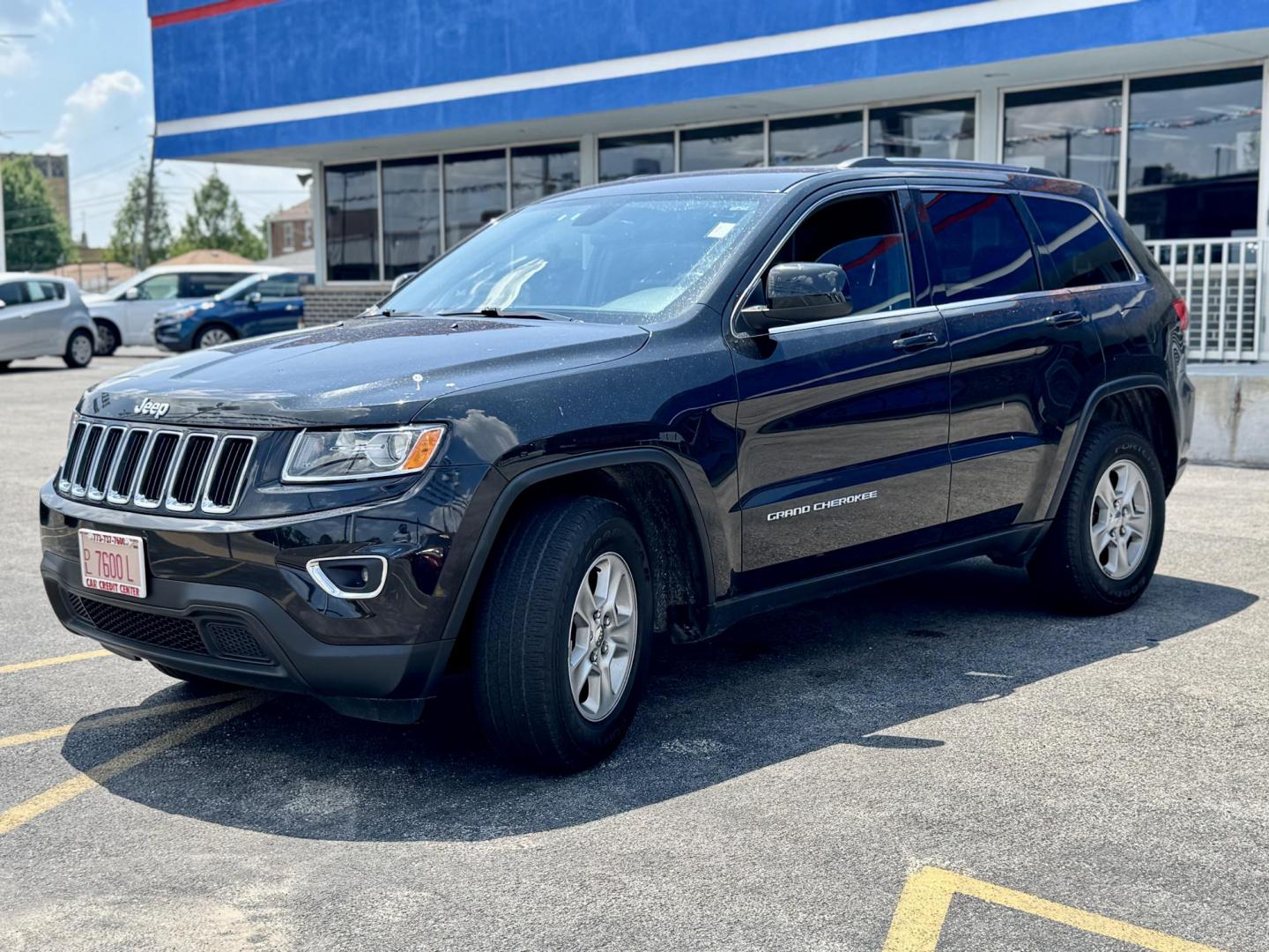 2014 BLACK Jeep Grand Cherokee Laredo 2WD (1C4RJEAG3EC) with an 3.6L V6 DOHC 24V engine, 5-Speed Automatic transmission, located at 7600 S Western Ave., Chicago, IL, 60620, (773) 918-3980, 0.000000, 0.000000 - Photo#2