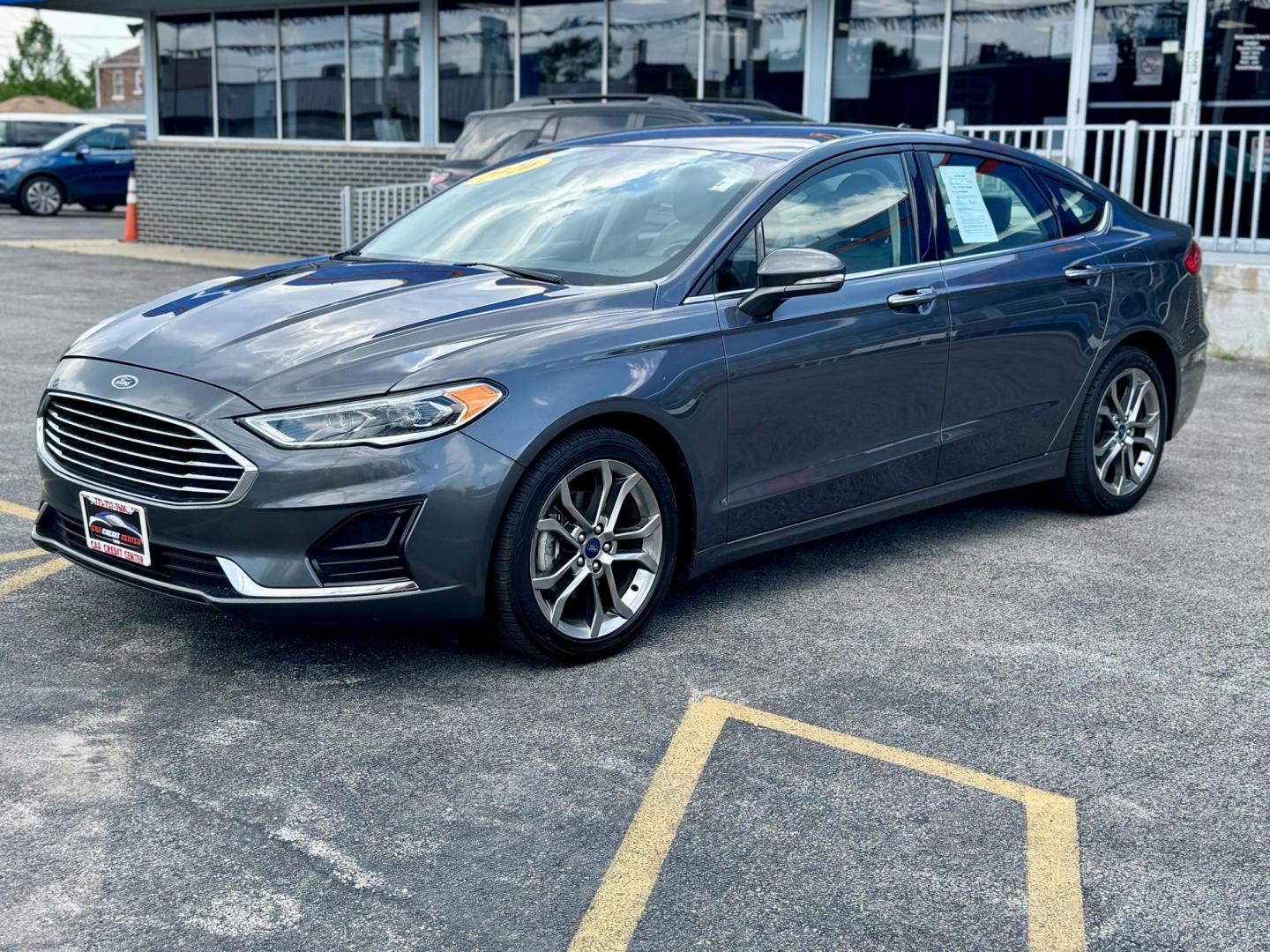 2020 GRAY Ford Fusion SEL (3FA6P0CD6LR) with an 1.5L L4 DOHC 16V engine, 6A transmission, located at 7600 S Western Ave., Chicago, IL, 60620, (773) 918-3980, 0.000000, 0.000000 - Photo#2