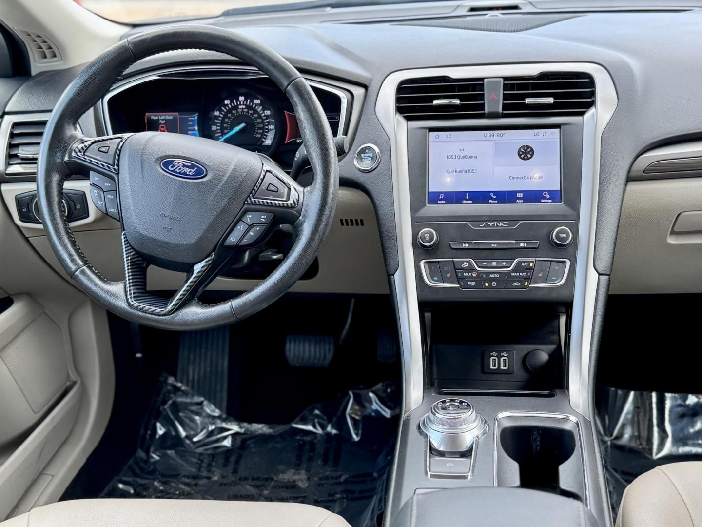 2020 GRAY Ford Fusion SEL (3FA6P0CD6LR) with an 1.5L L4 DOHC 16V engine, 6A transmission, located at 7600 S Western Ave., Chicago, IL, 60620, (773) 918-3980, 0.000000, 0.000000 - Photo#6