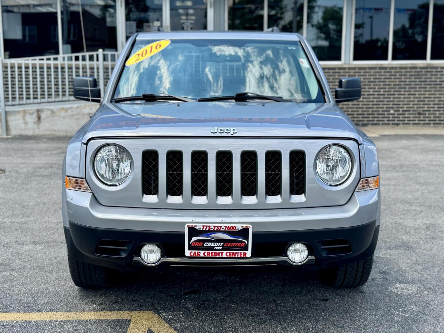 2016 SILVER Jeep Patriot Latitude 2WD (1C4NJPFA9GD) with an 2.0L L4 DOHC 16V engine, located at 7600 S Western Ave., Chicago, IL, 60620, (773) 918-3980, 0.000000, 0.000000 - Photo#1