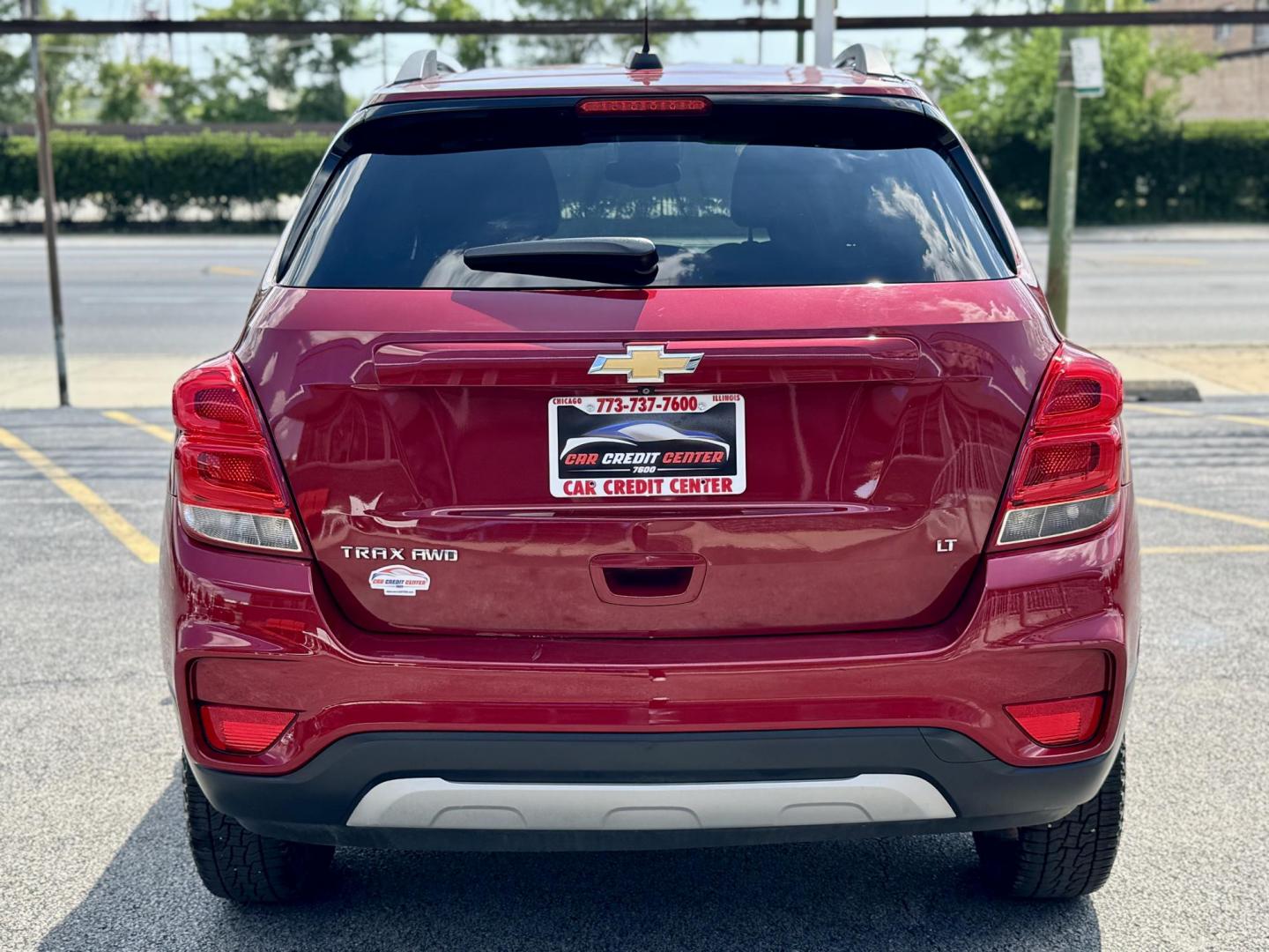 2018 RED Chevrolet Trax LT AWD (3GNCJPSB9JL) with an 1.4L L4 DOHC 16V engine, 6A transmission, located at 7600 S Western Ave., Chicago, IL, 60620, (773) 918-3980, 0.000000, 0.000000 - Photo#3