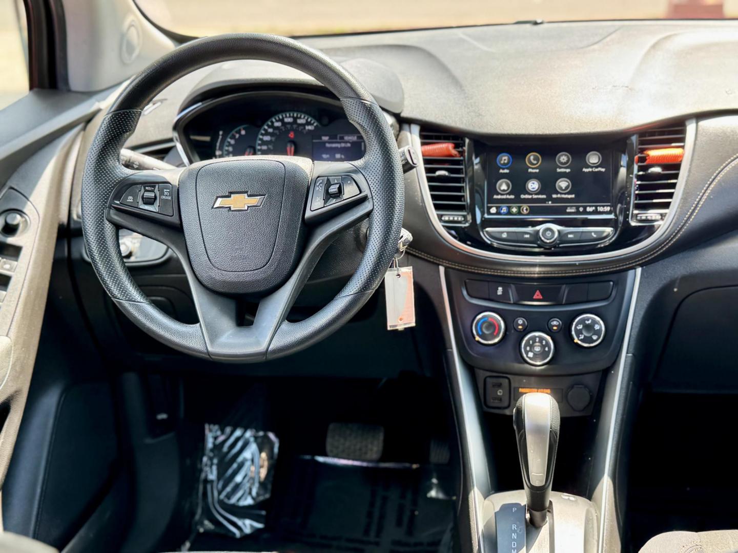 2018 RED Chevrolet Trax LT AWD (3GNCJPSB9JL) with an 1.4L L4 DOHC 16V engine, 6A transmission, located at 7600 S Western Ave., Chicago, IL, 60620, (773) 918-3980, 0.000000, 0.000000 - Photo#6