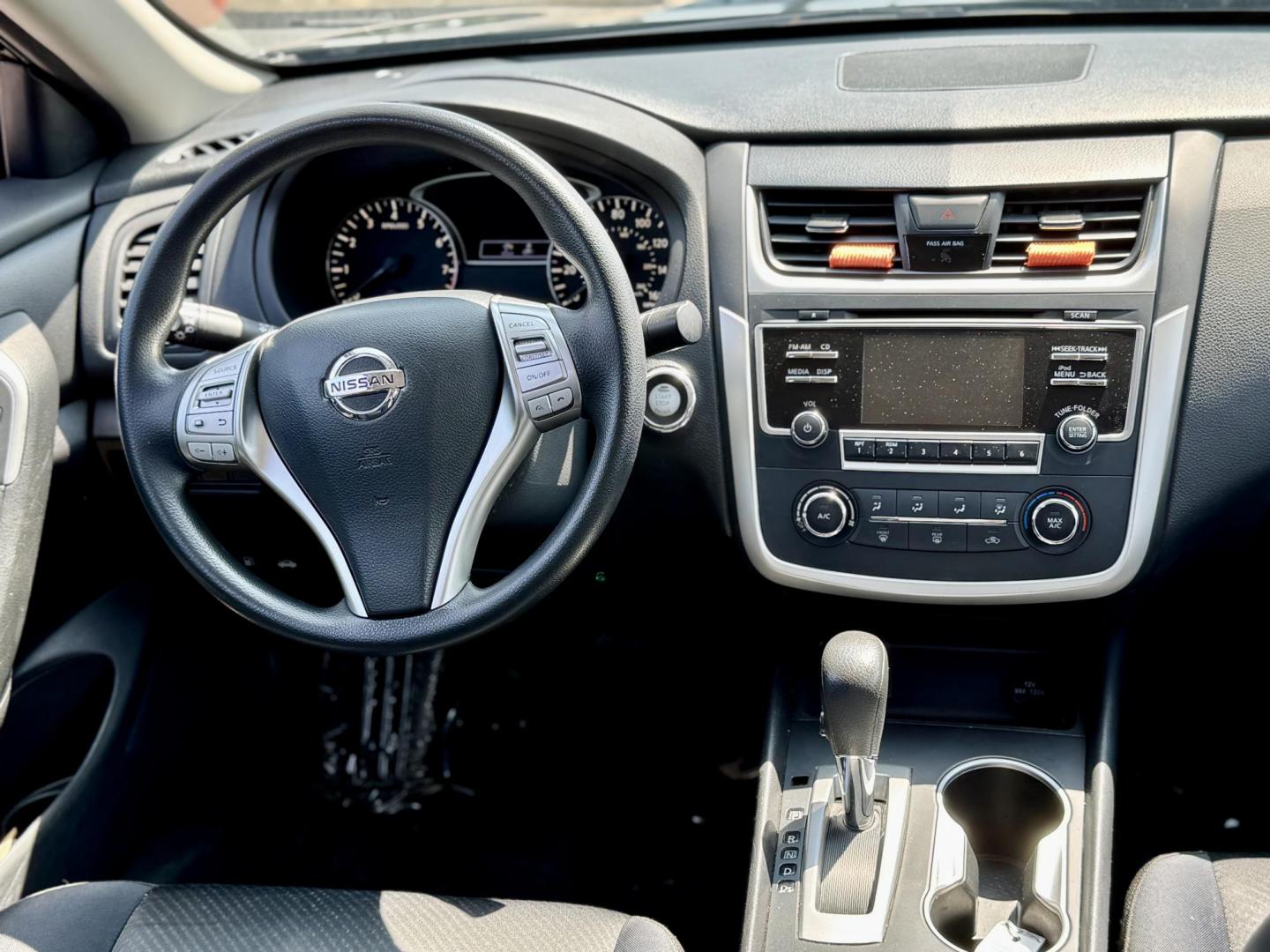 2017 BLACK Nissan Altima 2.5 S (1N4AL3AP5HC) with an 2.5L L4 DOHC 16V engine, CVT transmission, located at 7600 S Western Ave., Chicago, IL, 60620, (773) 918-3980, 0.000000, 0.000000 - Photo#5